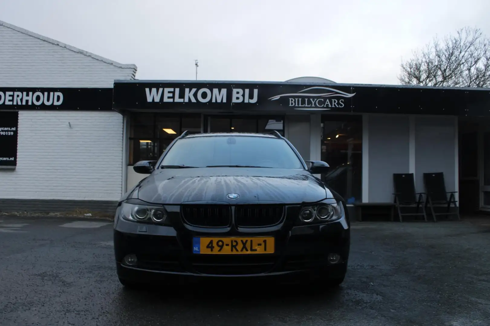 BMW 325 3-serie Touring 325i Executive / Navi /AUTOMAAT / Noir - 2
