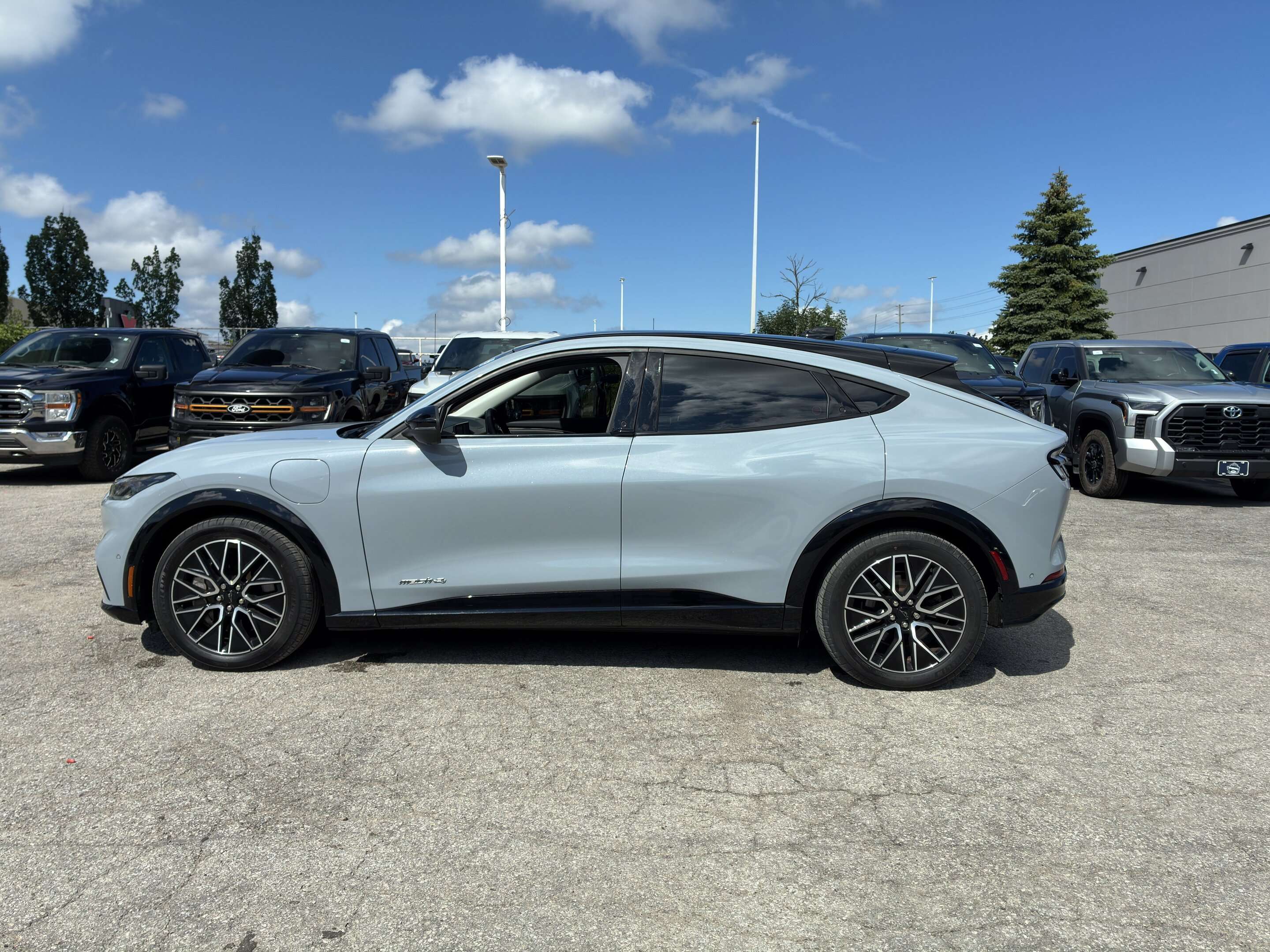 2024 Ford Mustang Mach-E Premium — снимка 1