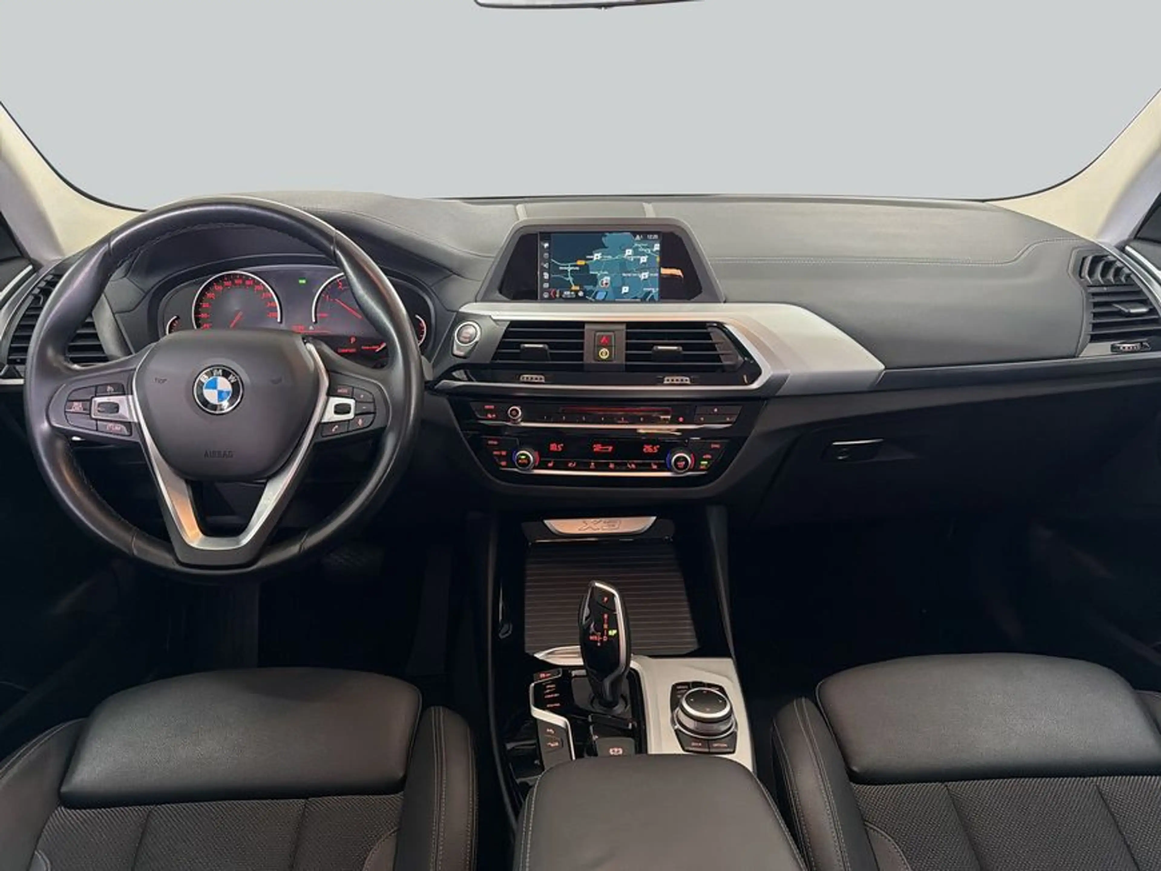 BMW X3 xDrive20i Aut. Advantage Navi SHZ PDC — photo 14