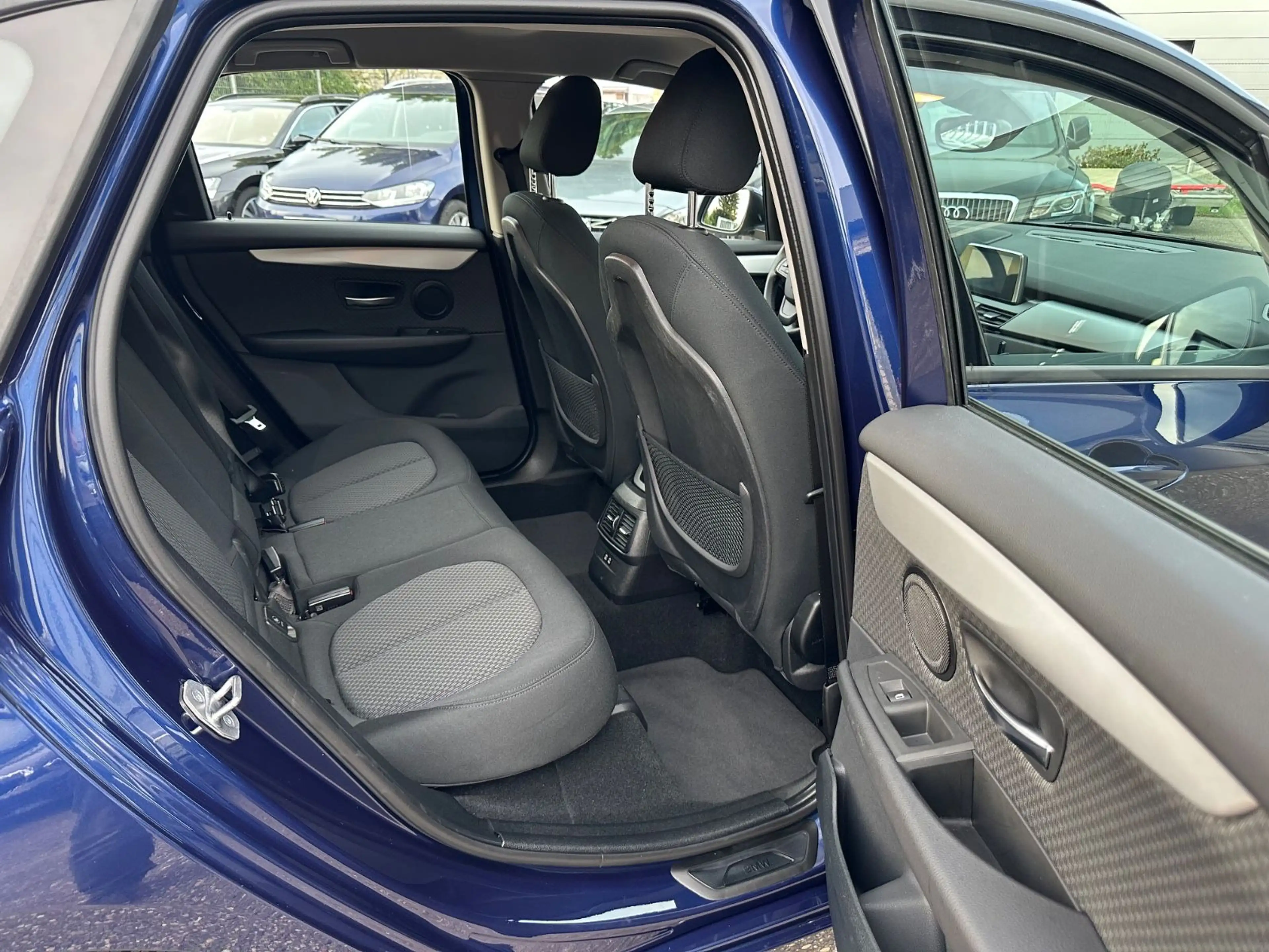 BMW 216 d Active Tourer AC LED DAB NAVI PTC TOP EUR6 — photo 11