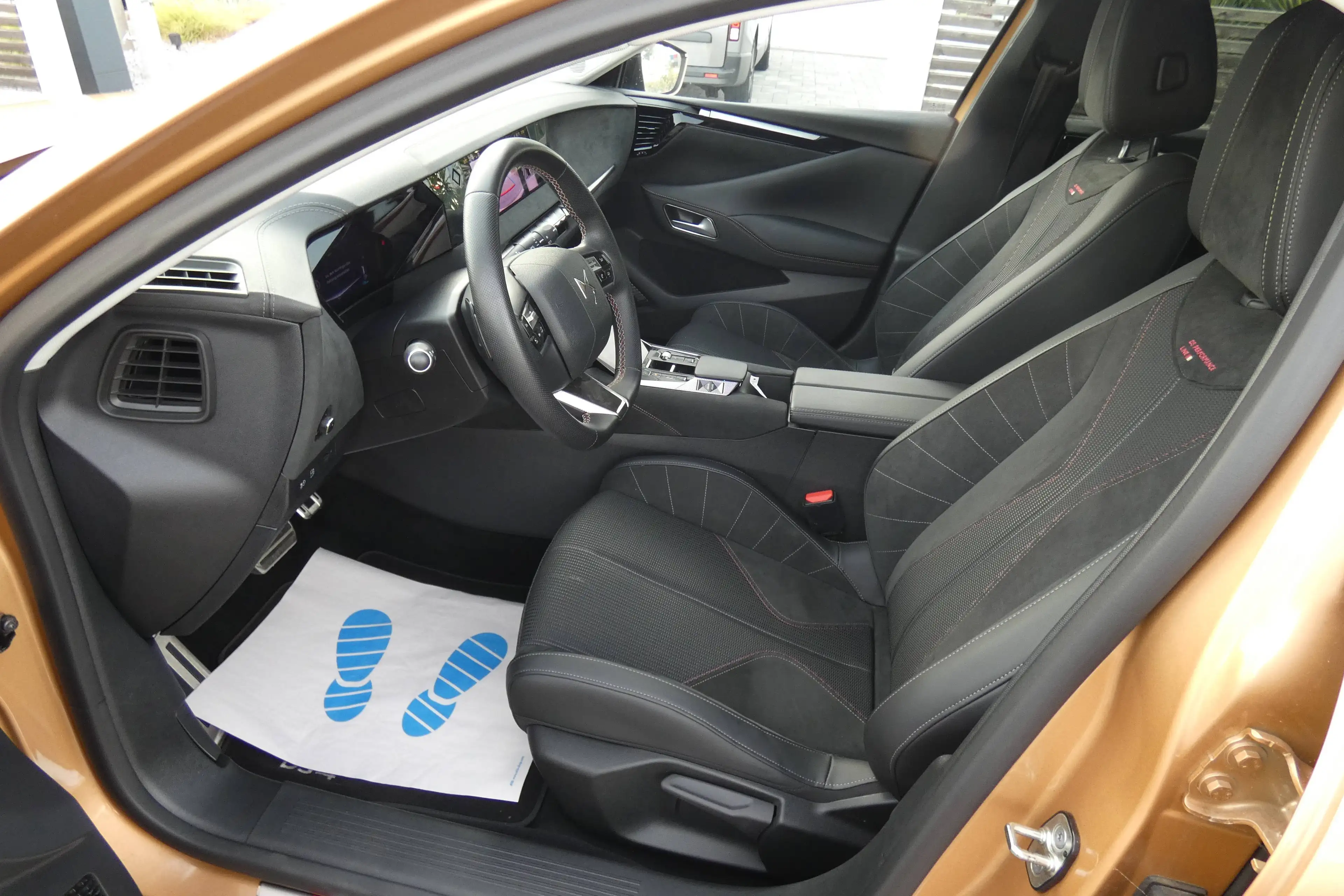 DS Automobiles DS 4 E-Tense Performance Line  Inkls MwsT- Neuer Tüv — photo 11
