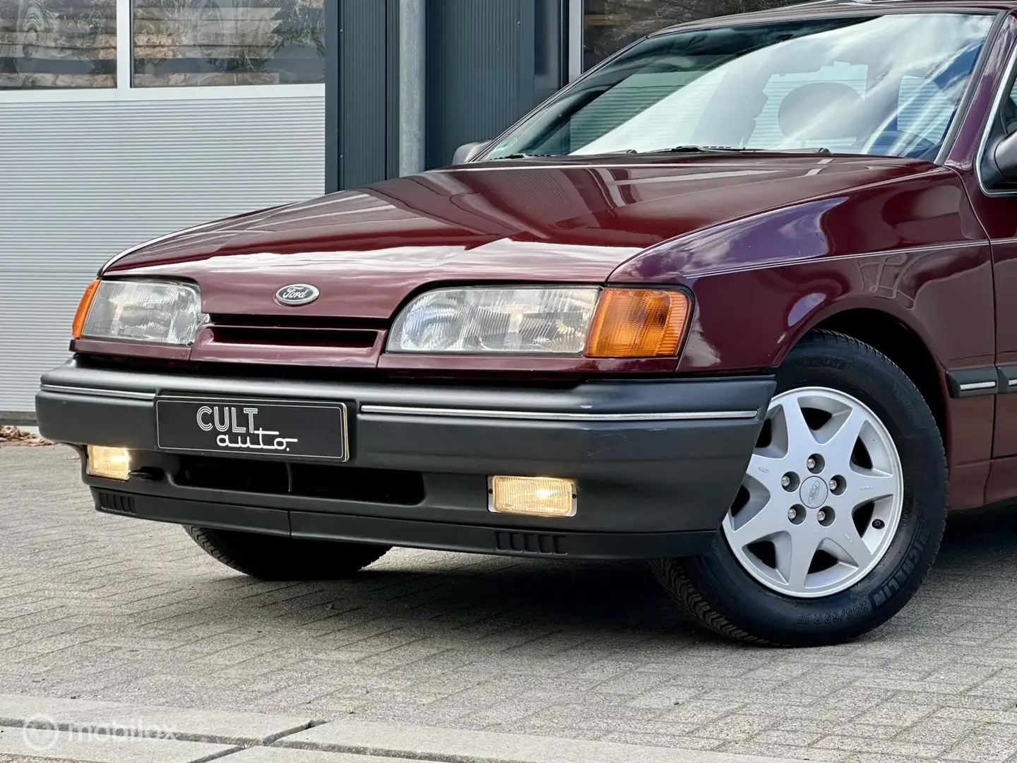 Ford Scorpio 2.4i V6 GL | 134.000 km | Schuifdak | Handbak Rot - 2