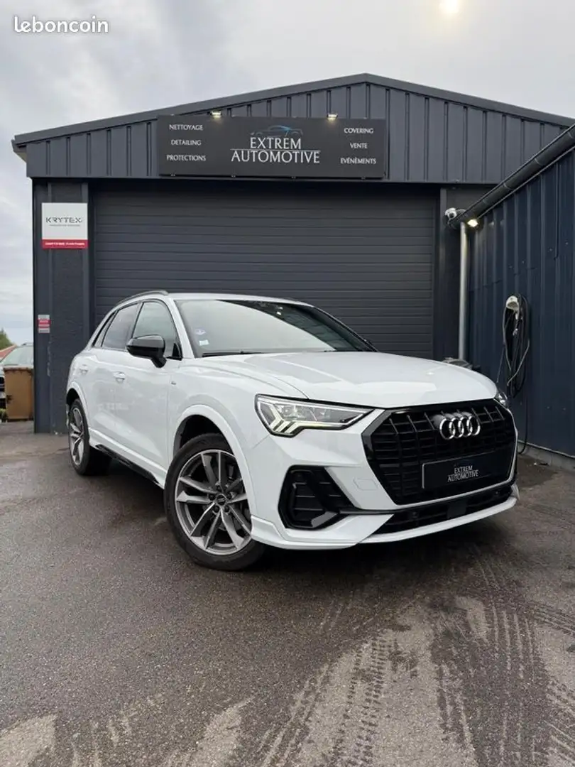 Audi Q3 1.4 45 TFSIE HYBRIDE 245CH 8 CV, S LINE, 1er M.E.C 12-2021 Weiß - 2