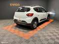 Dacia Sandero STEPWAY 1.0 TCE 90ch EXPRESSION 1ERE MAIN %2B entr Blanc - thumbnail 2