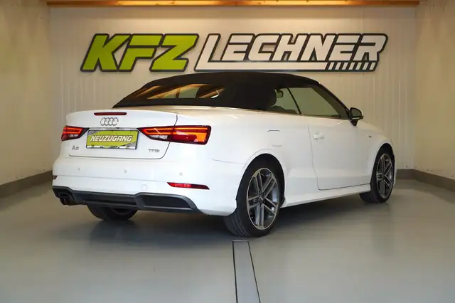 Audi A3 view 4