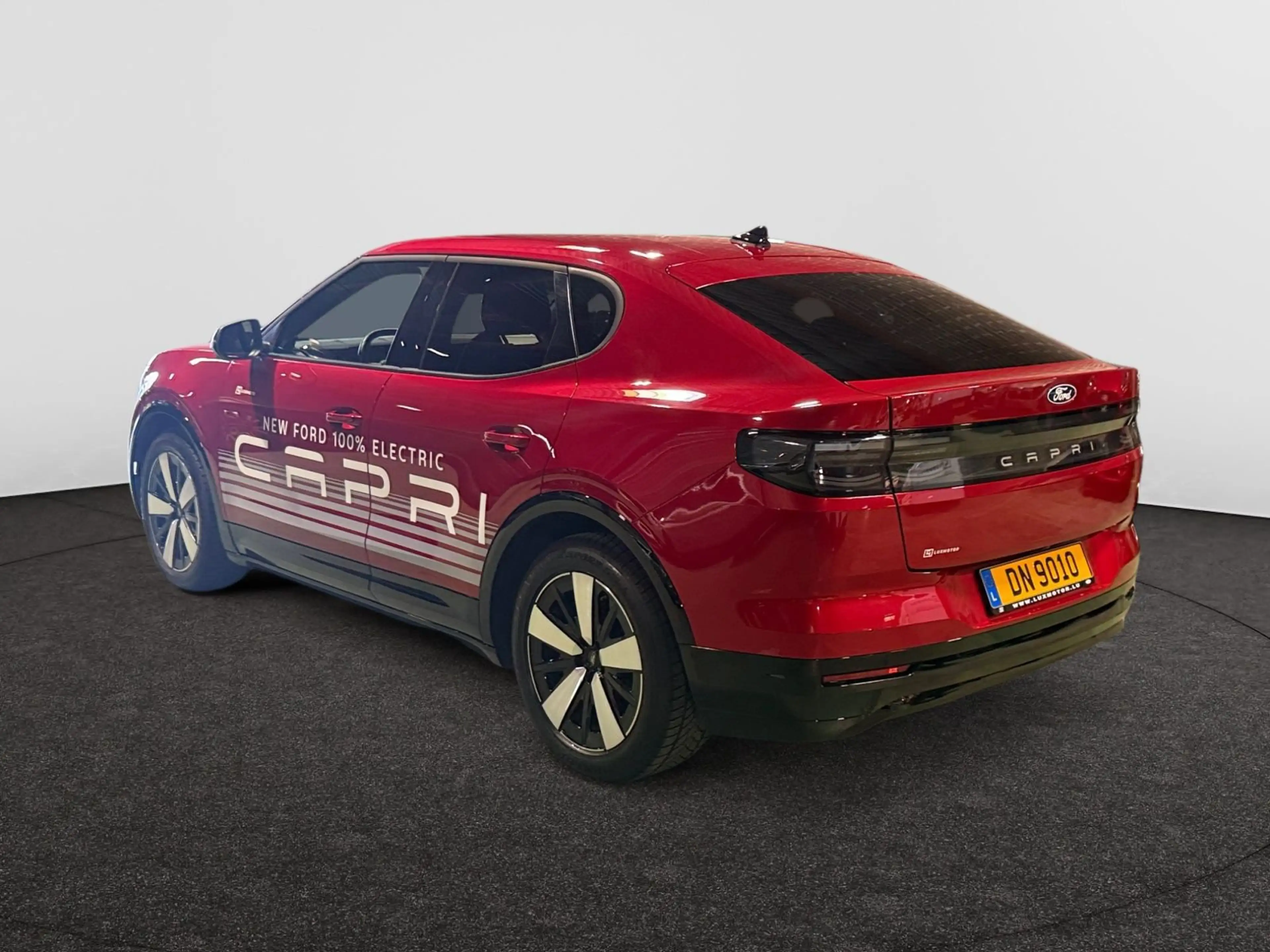 Ford Capri 79 kWh Extended Range AWD — photo 3
