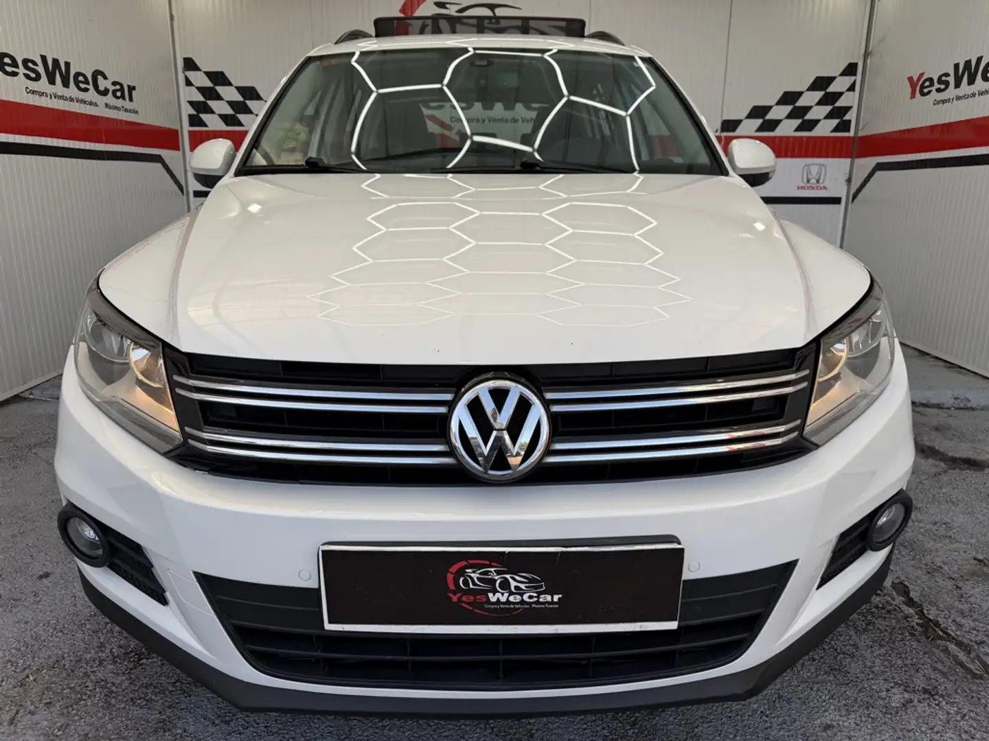 Volkswagen Tiguan 2.0TDI BMT Cross 4x2 110 Blanco - 2