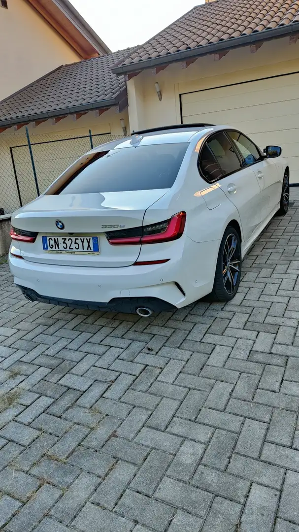 BMW 330 330e Msport auto - 1
