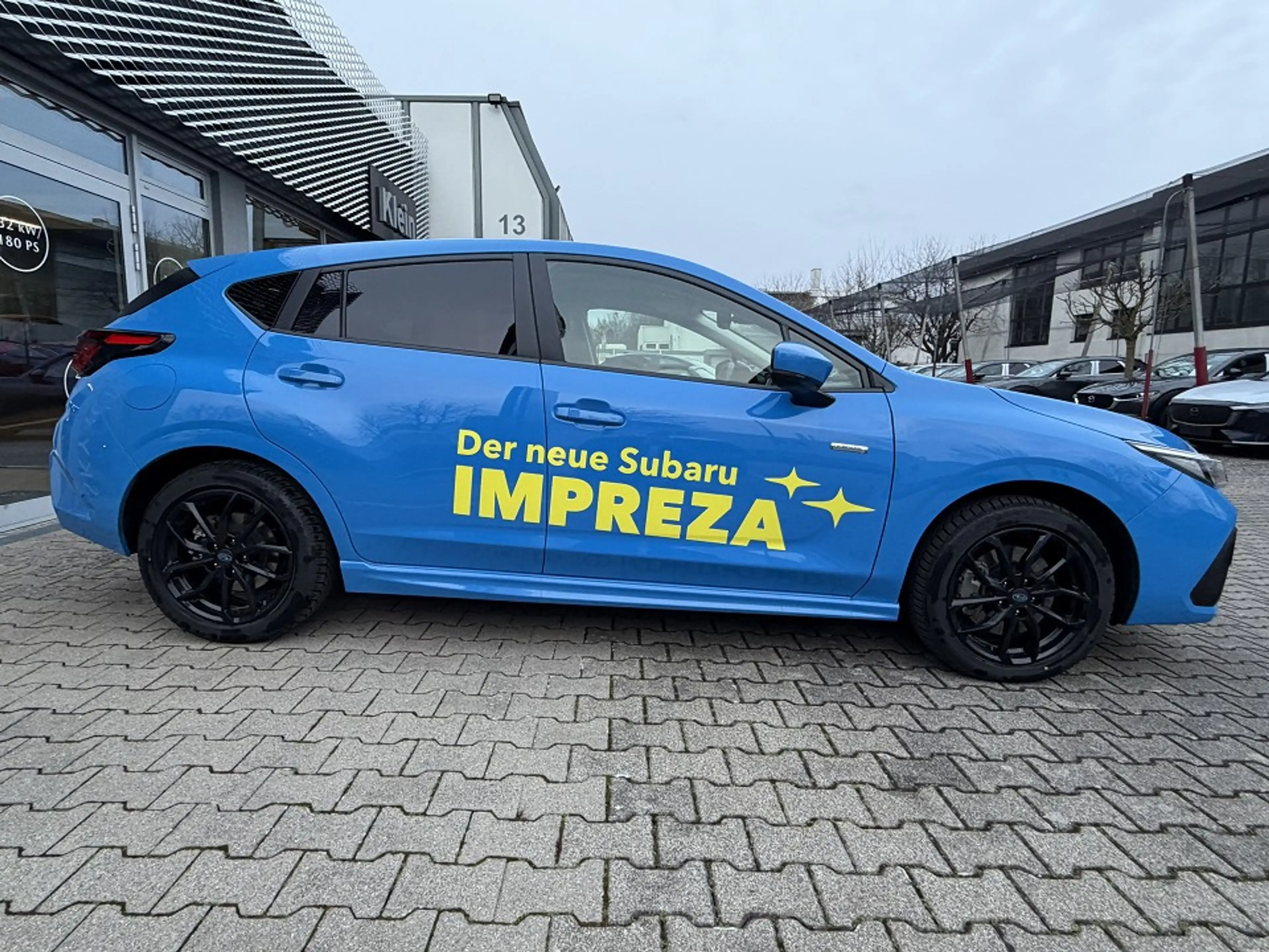 Subaru Impreza 2,0ie e-BOXER Platinium Lineartronic Impreza 2,0ie — photo 4