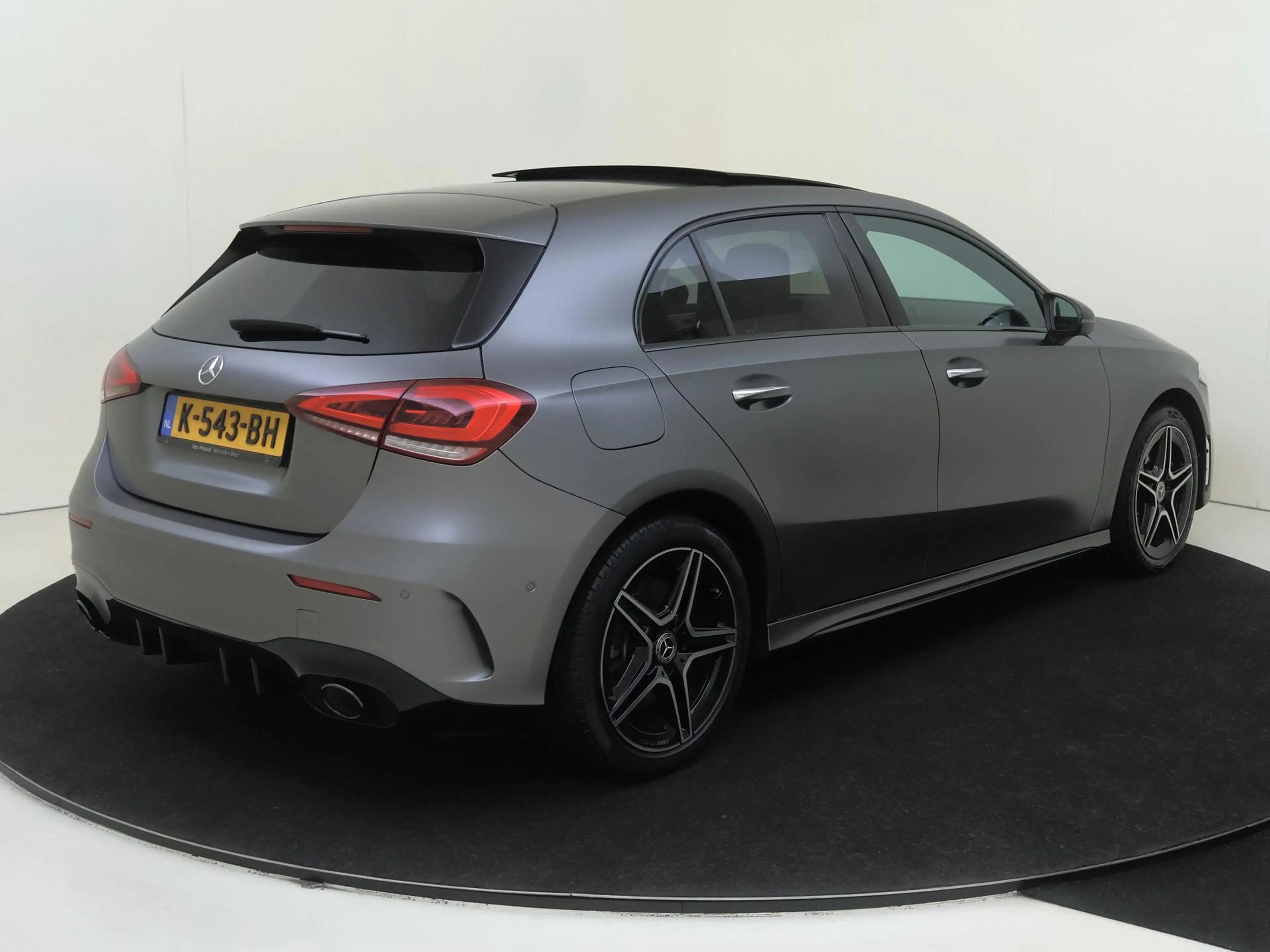 Mercedes-Benz A 250 e Business Solution AMG Limited / Panoramadak/ Nig — photo 4