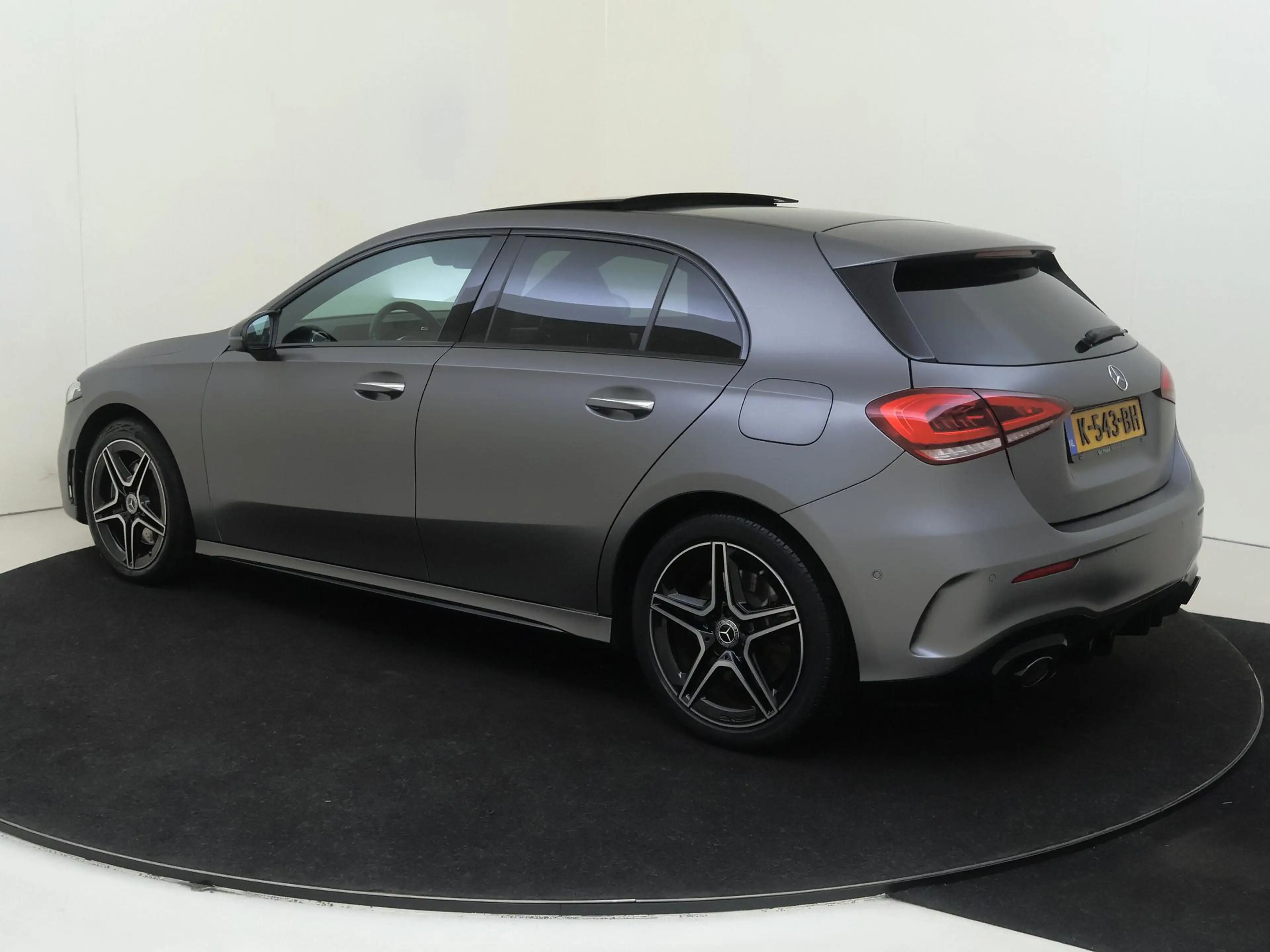Mercedes-Benz A 250 e Business Solution AMG Limited / Panoramadak/ Nig — photo 3