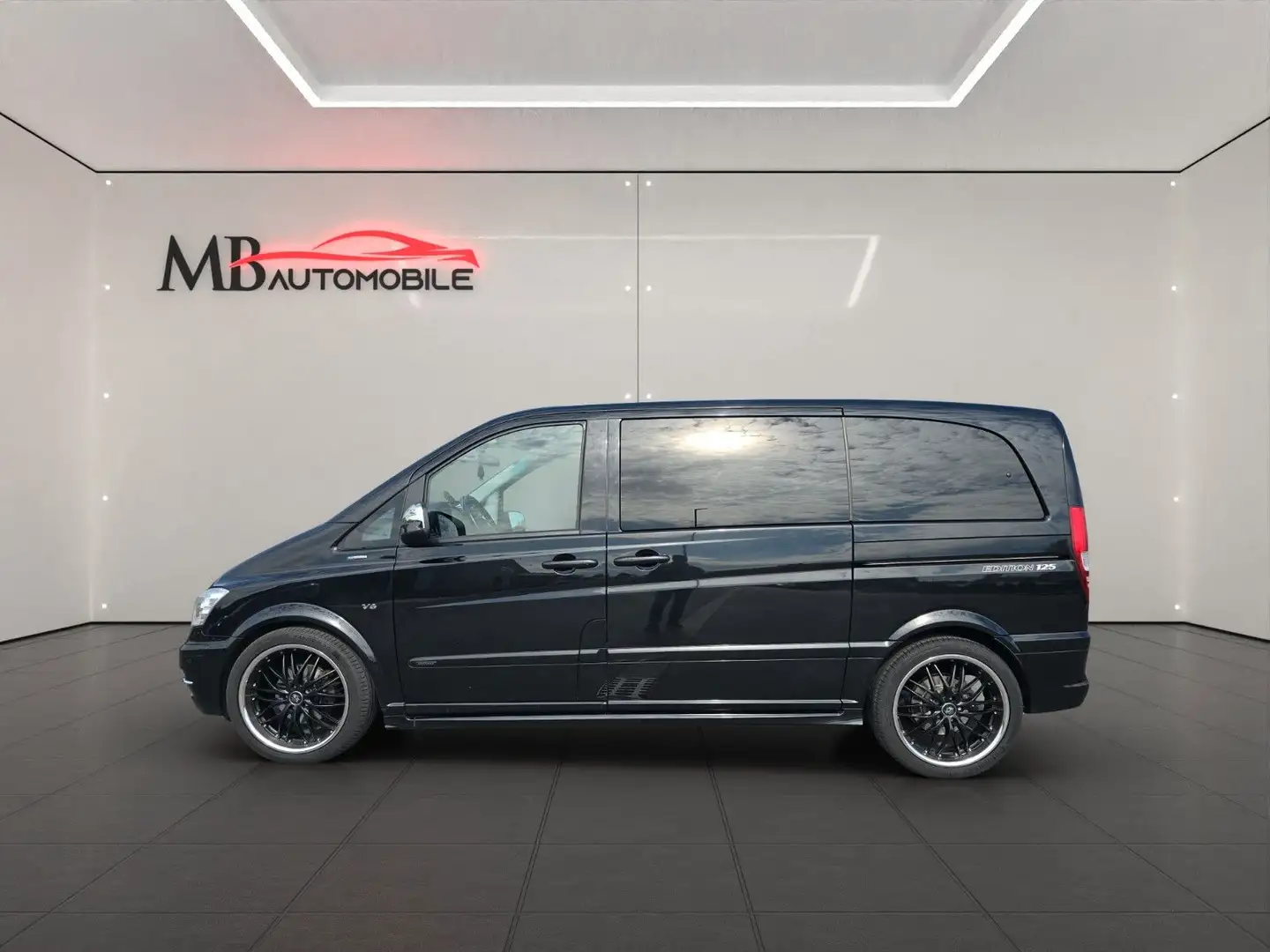 Mercedes-Benz Viano 3.0 CDI Avantgarde Edition 125 kompakt Black - 2