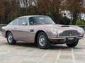 Aston Martin DB 6 MKII Grau - thumbnail 1