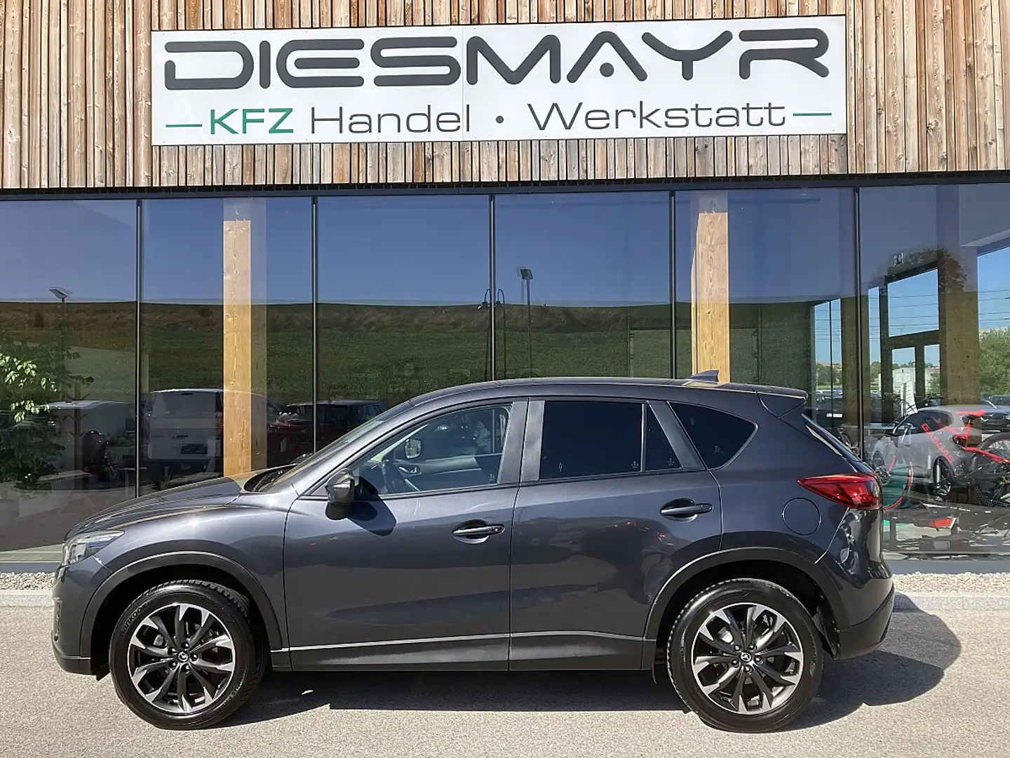 Mazda CX-5 2.2 SKYACTIV-D Revolution Top AWD LED Navi Kame... Silber - 2