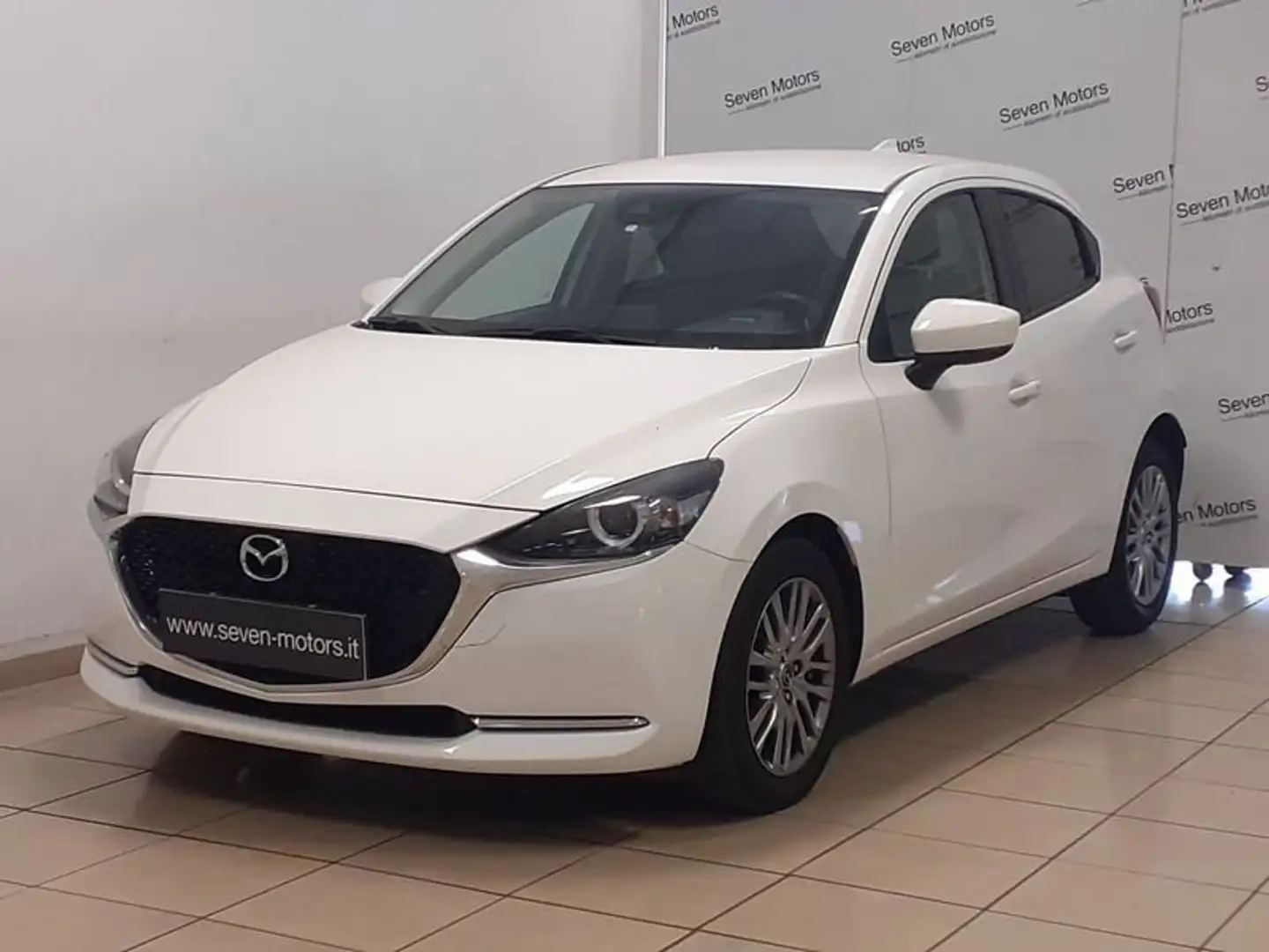 Mazda 2 1.5 90 CV Skyactiv-G M-Hybrid Exceed White - 1