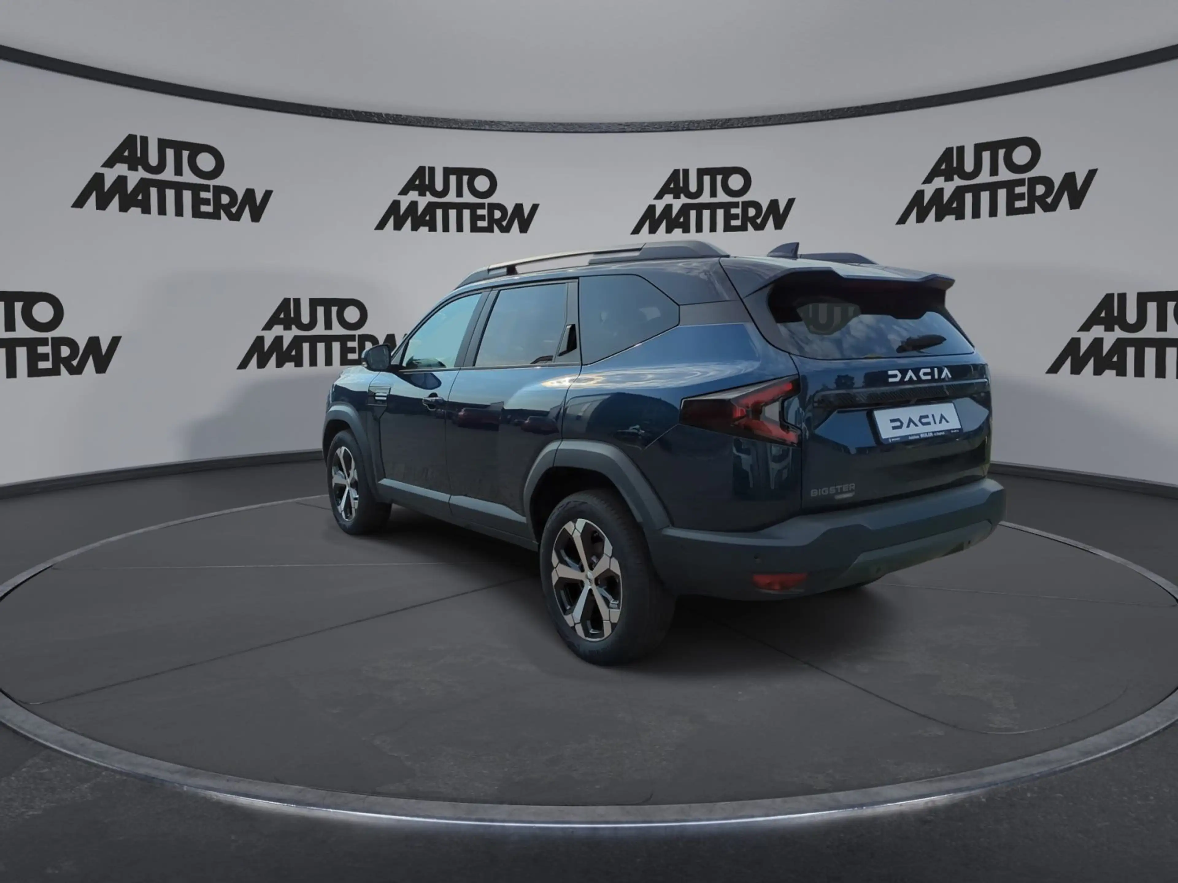 Dacia Bigster 1.8 E-TECH Hybrid 155 Journey — photo 6