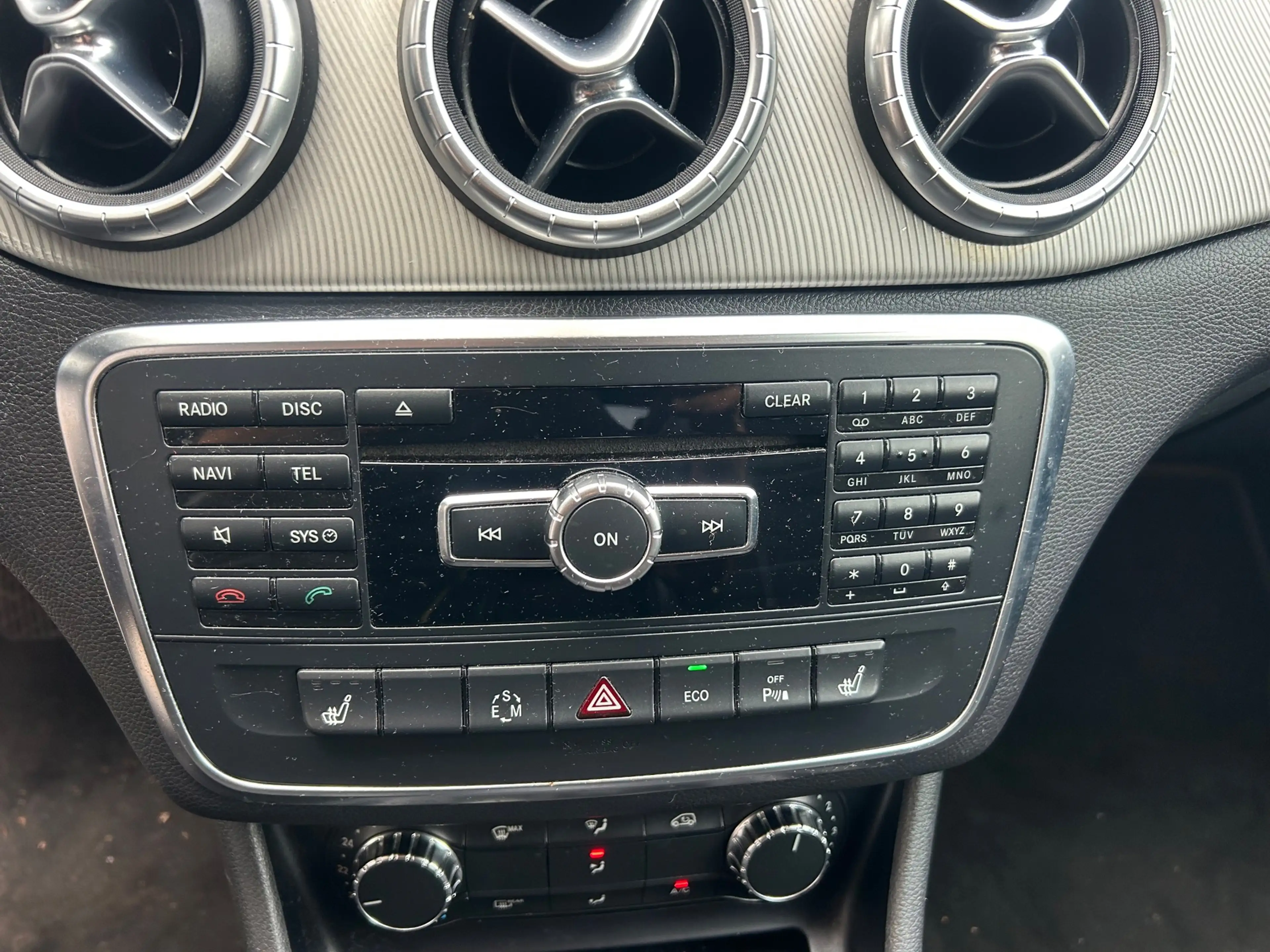 Mercedes-Benz CLA 200 Edition 1 | XENON | STOELVERW | AUTOMAAT | — photo 13