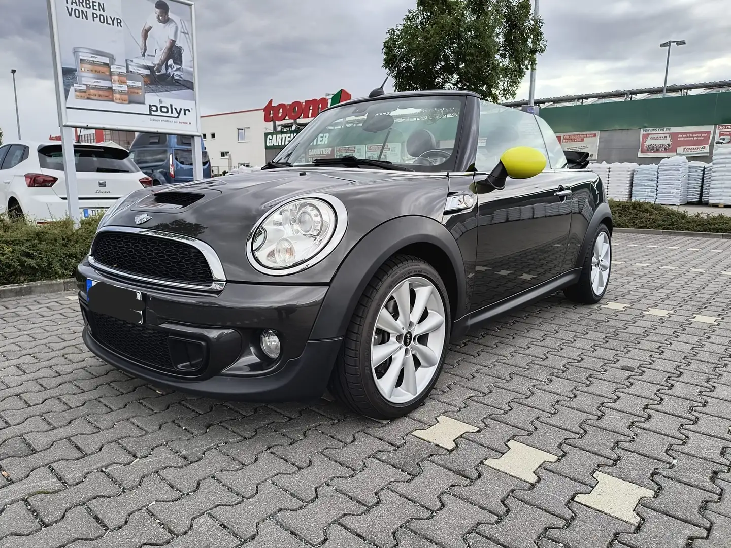 MINI Cooper S Cabrio Mini Cooper S Cabrio Schwarz - 2