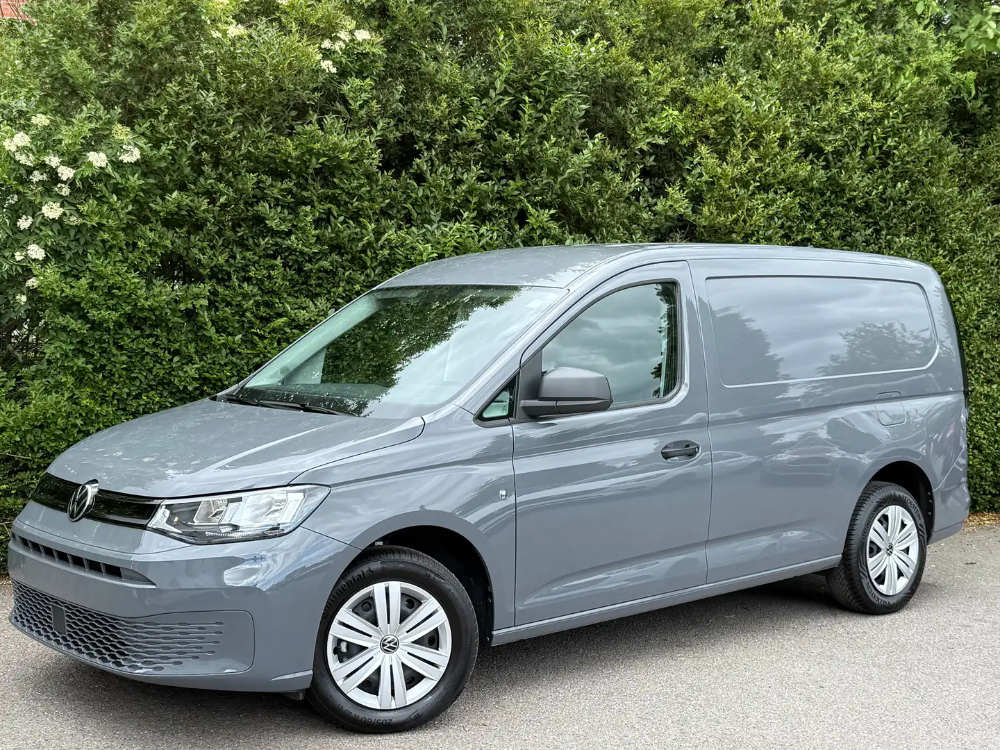Volkswagen Caddy 1.5 TSI Maxi DSG+CARPLAY+CAMERA+AIRCO+EURO 6D Grijs - 1