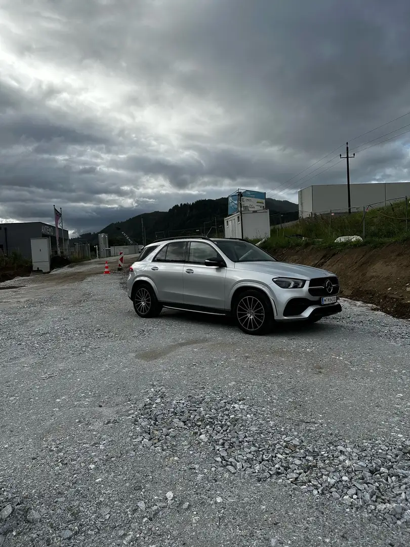 Mercedes-Benz GLE 350 d 6 Zylinder 3.0 mit Werksgarantie - 1