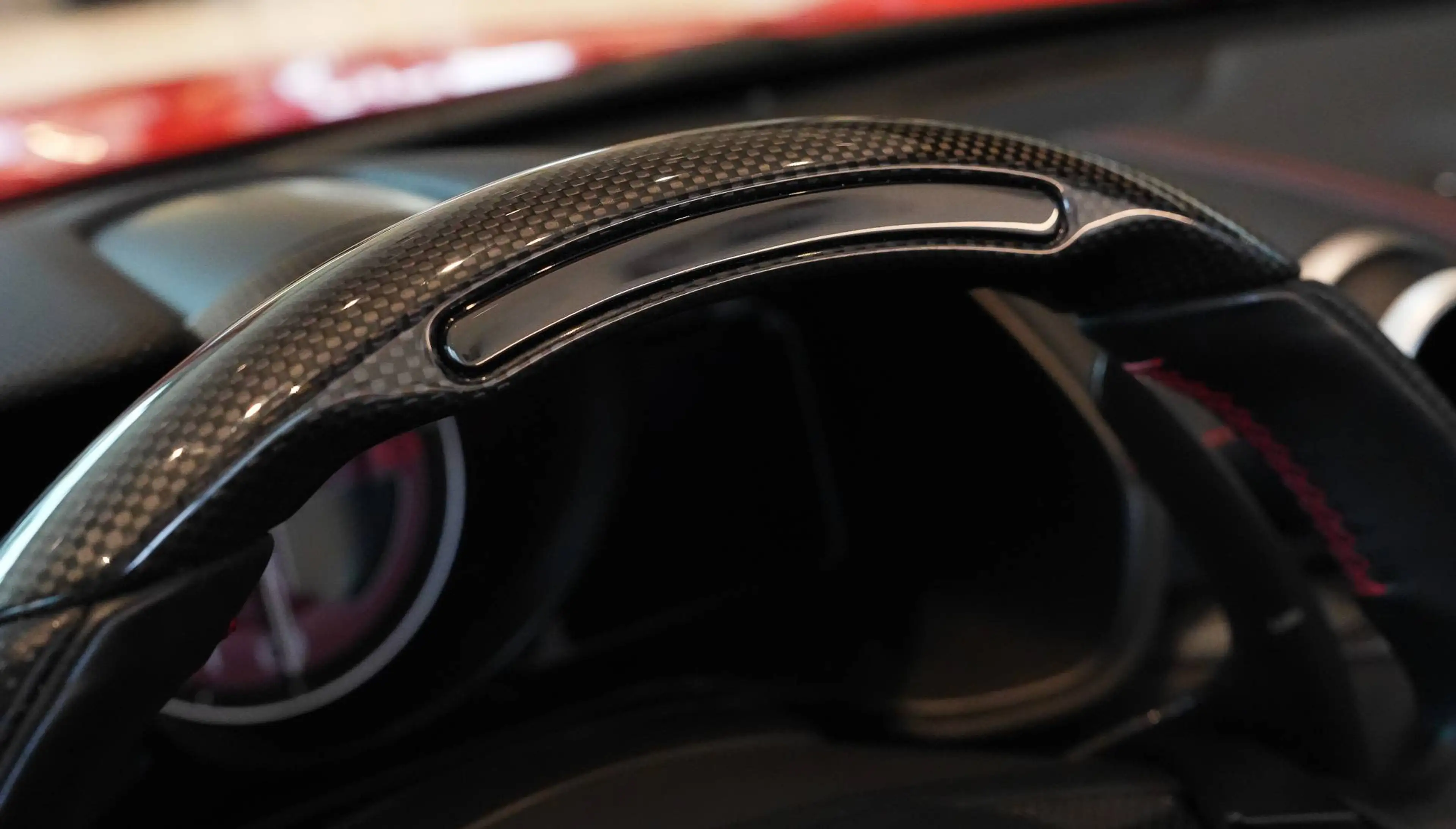 Ferrari Portofino Bicolor Roof | Full Carbon | Passenger Display — photo 25