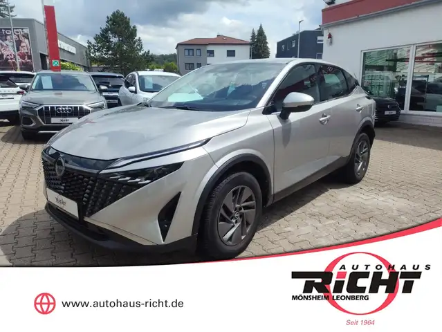 Nissan Qashqai 1.3 DIG-T Acenta Navi Beh. Front 360° SHZ