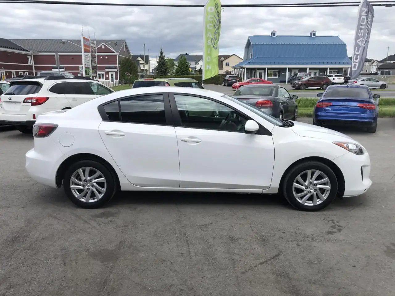 Mazda 3 снимка Mazda 3