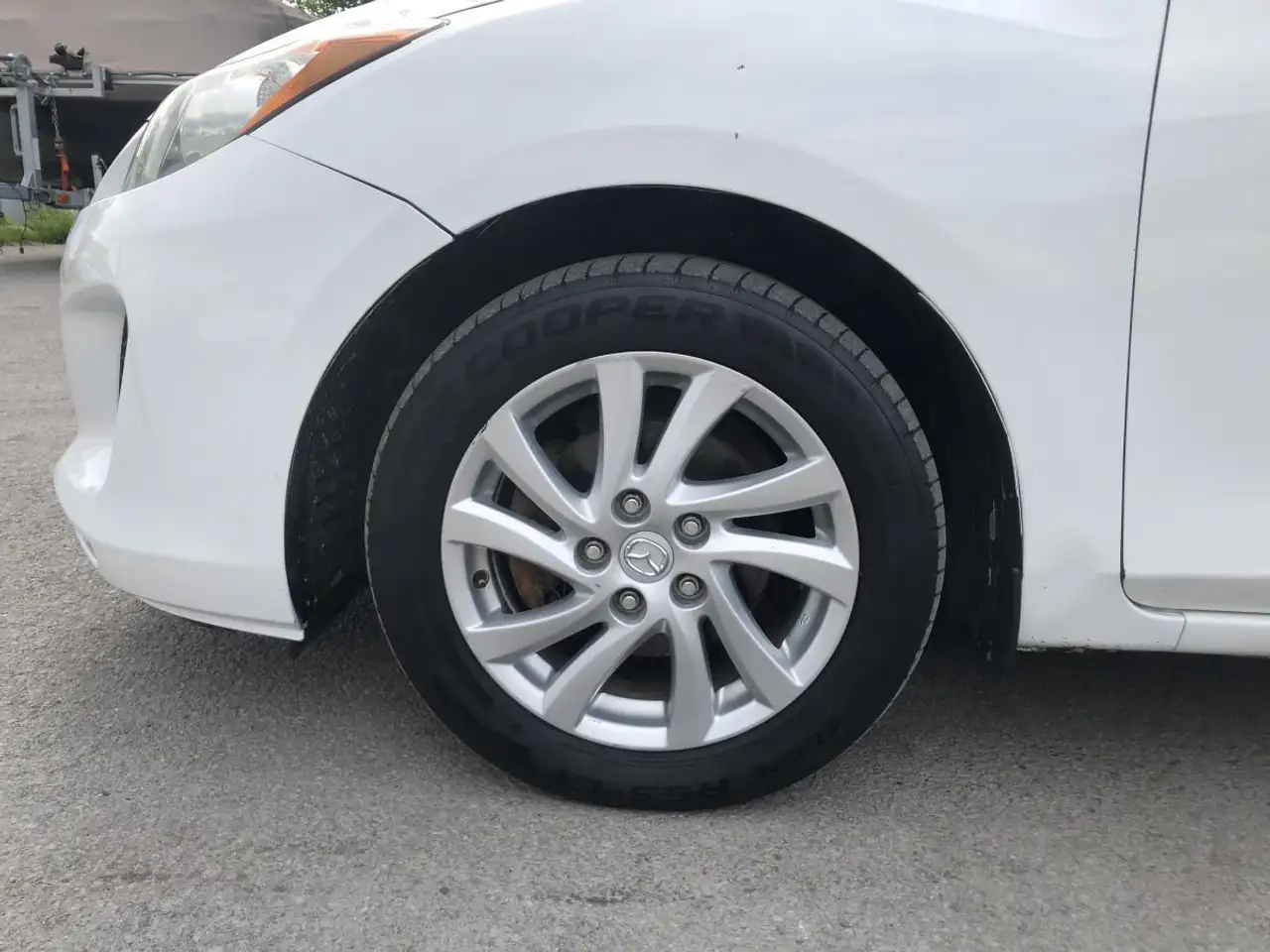 Mazda 3 снимка Mazda 3