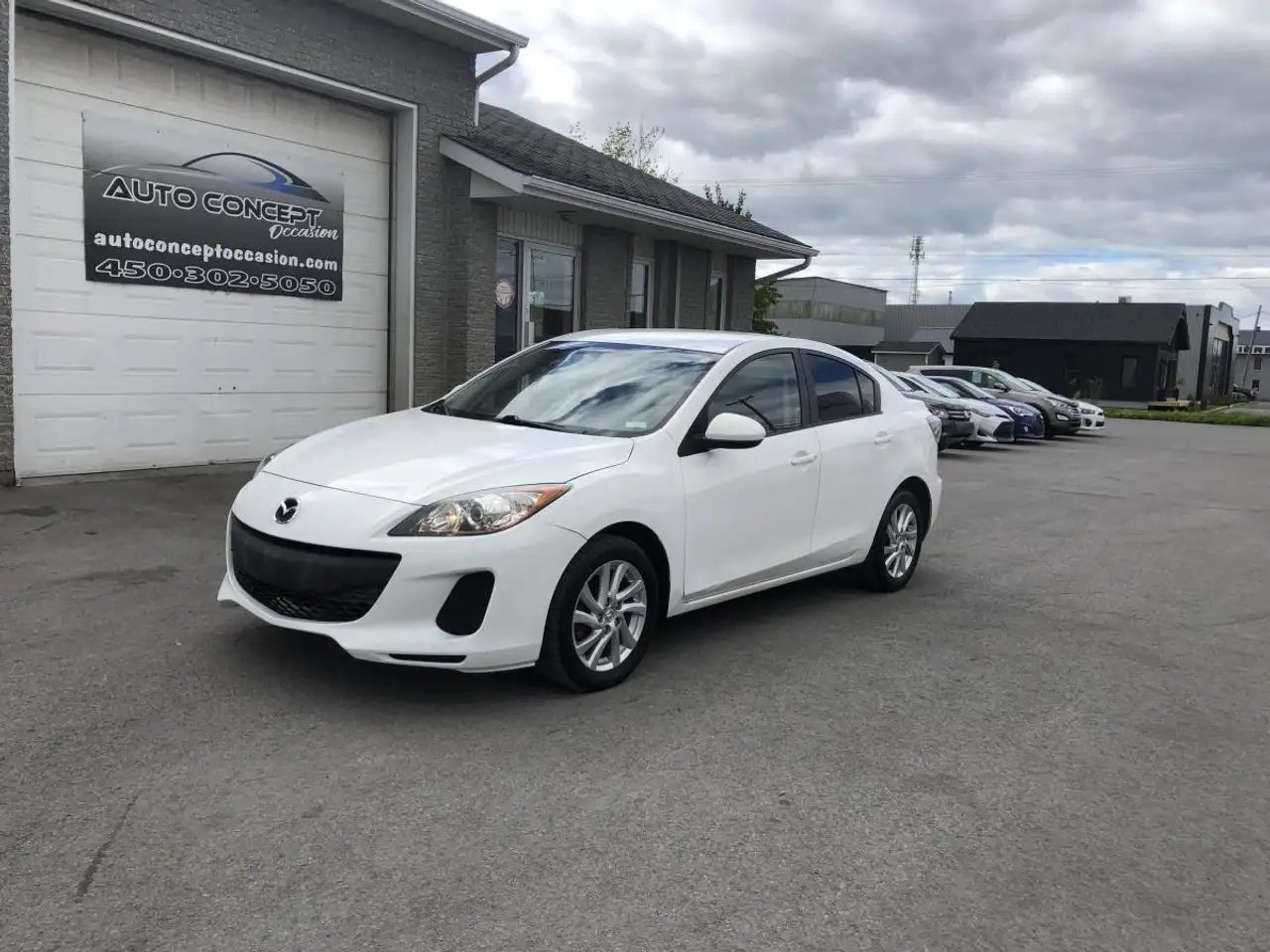 Mazda 3 снимка Mazda 3