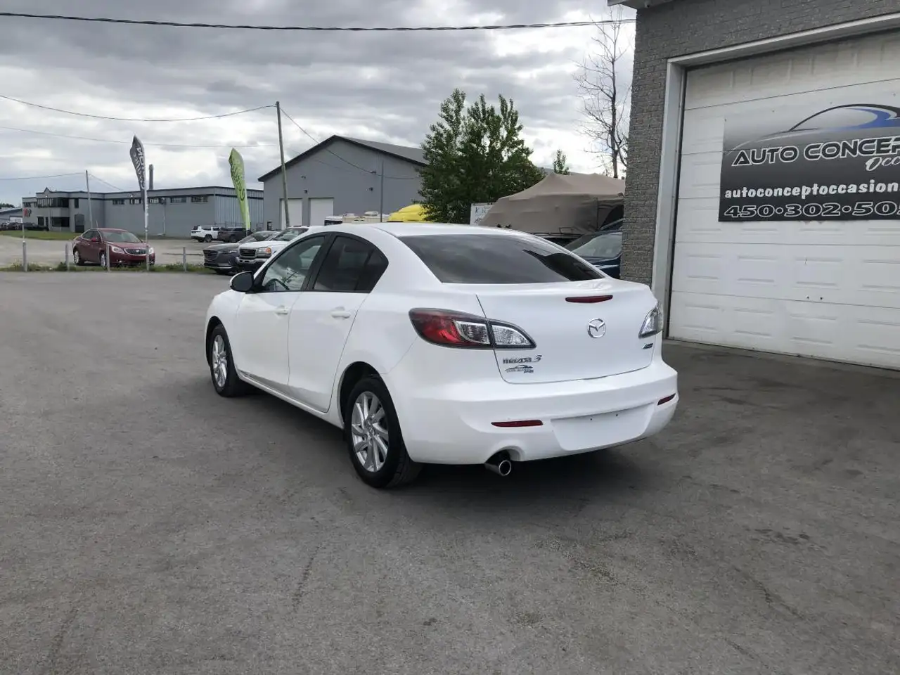 Mazda 3 снимка Mazda 3