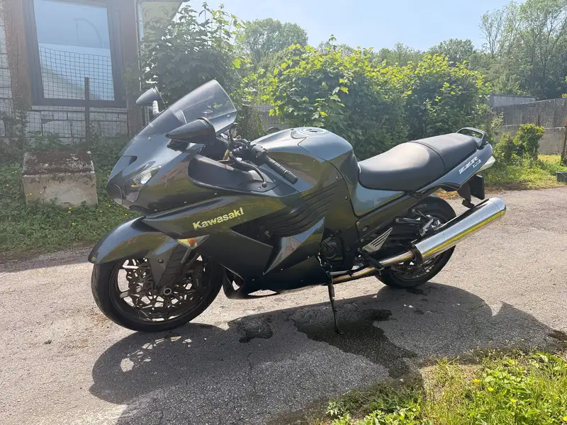 Kawasaki Ninja ZX-14R - foto 8