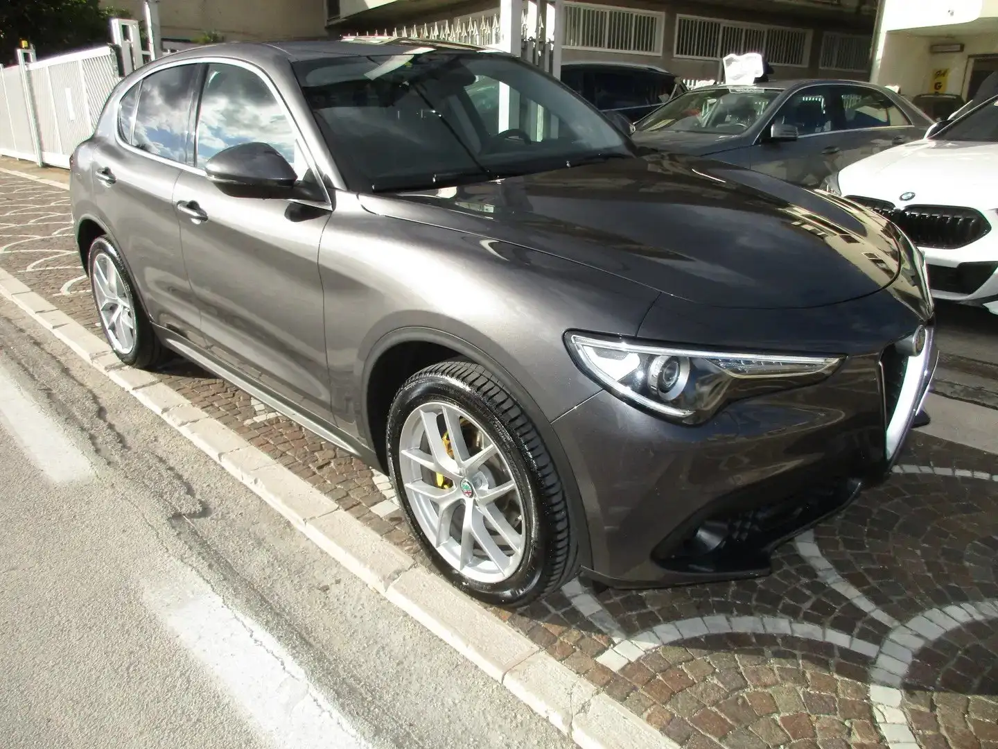 Alfa Romeo Stelvio 2.2 t Super Q4 210cv auto FULL OPTIONAL GARANTITO Grijs - 1