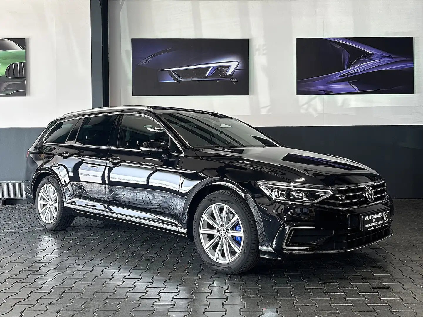 Volkswagen Passat Variant GTE*R LINE*PANO*HUD*IQ*DYNAUD*DCC Schwarz - 1