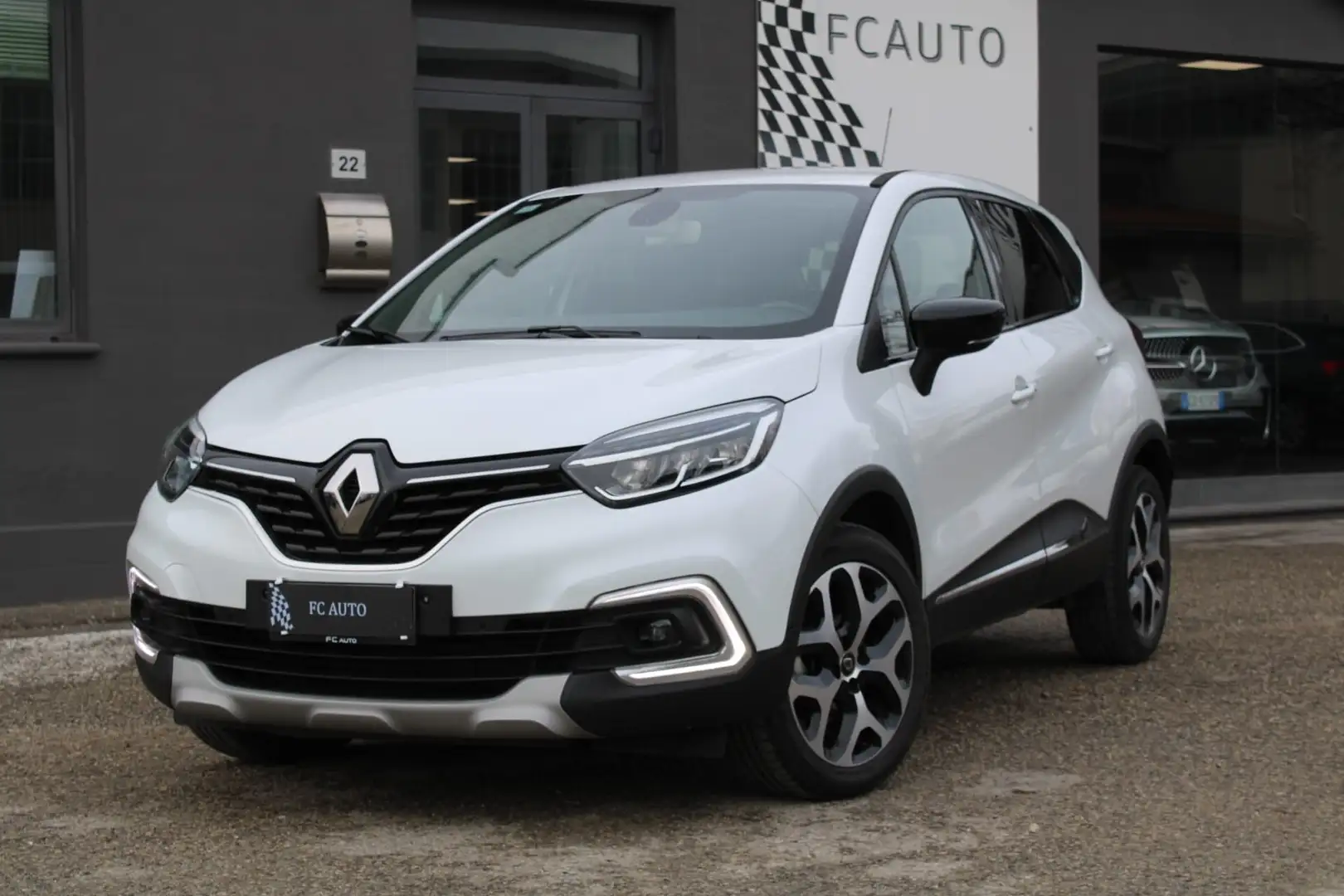 Renault Captur Captur TCe 12V 90 CV Sport Edition Bianco - 2