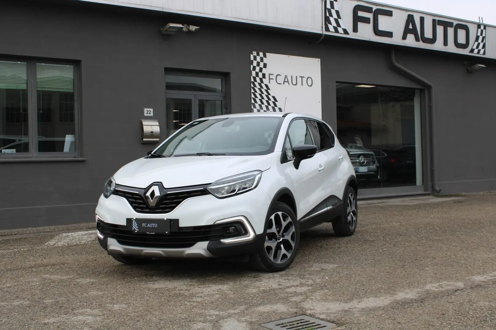 Renault Captur Captur TCe 12V 90 CV Sport Edition Bianco - 1