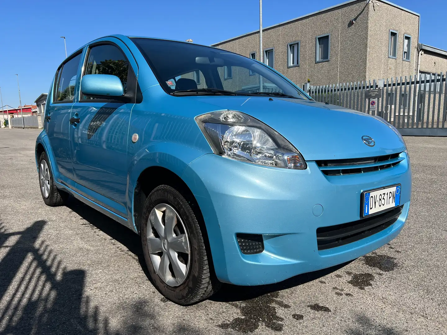 Daihatsu Sirion Sirion 2007 1.0 Sho ok neopatentati Blu/Azzurro - 1