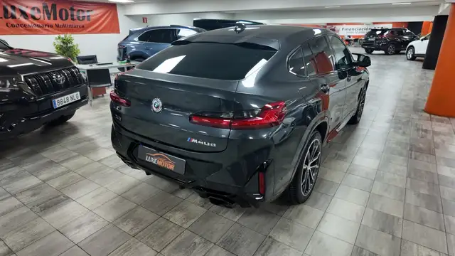 BMW X4 view 6