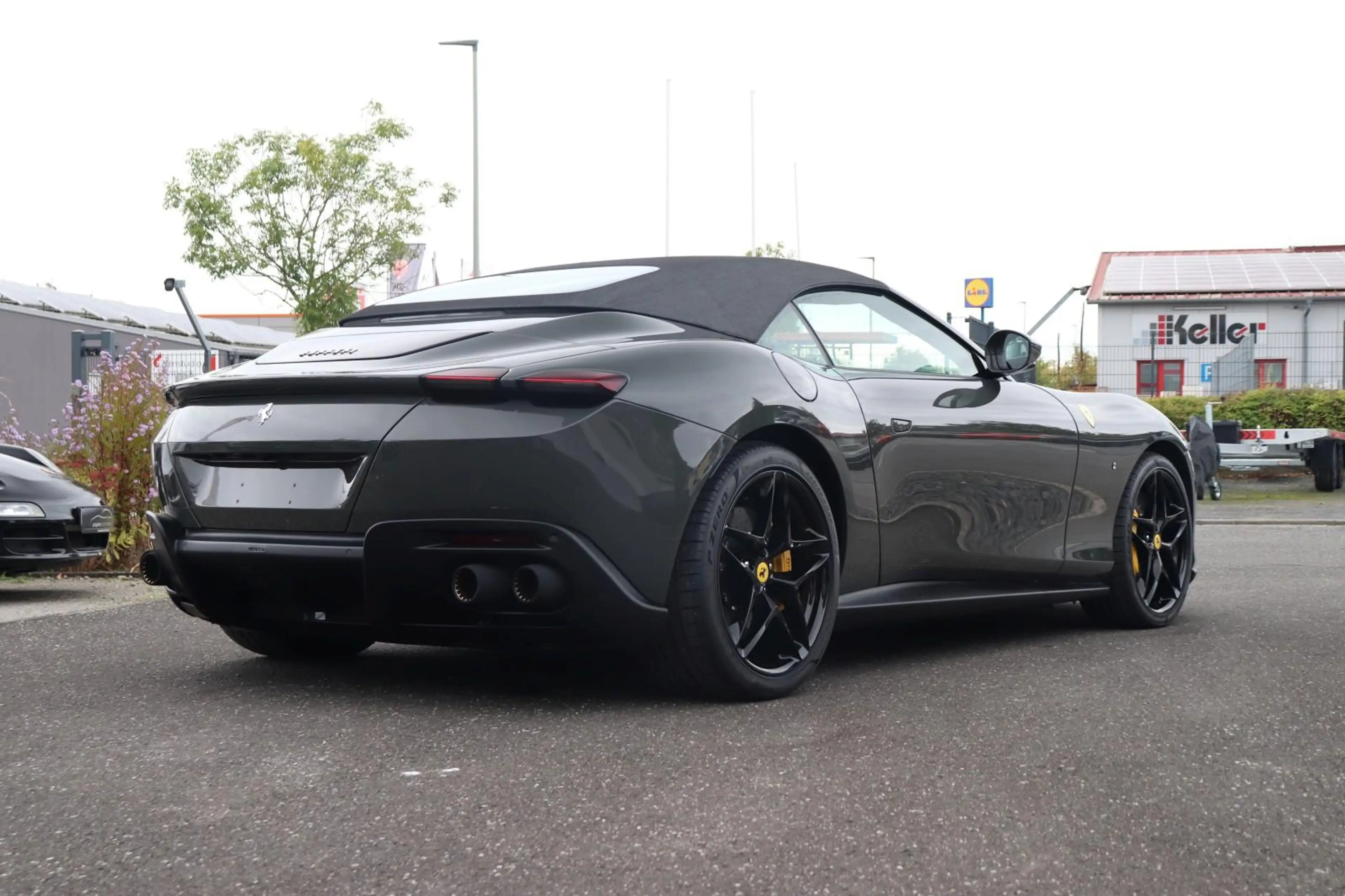 Ferrari Roma Spider +GRIGIO SCURO+SITZBELÜFT+JBL+NACKENWÄRMER+ — photo 2