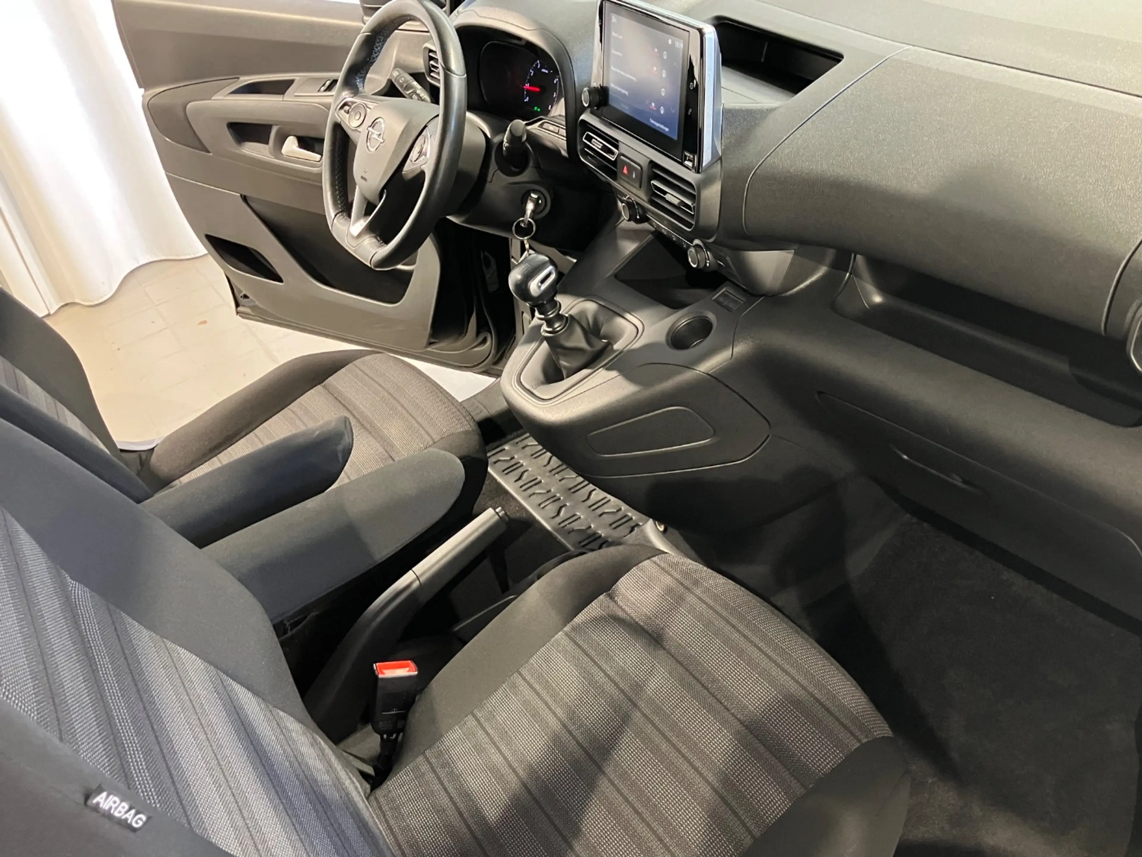Opel Combo Life Länge 2+Sitz-/Lenkradheizung+Parkpilot — photo 14