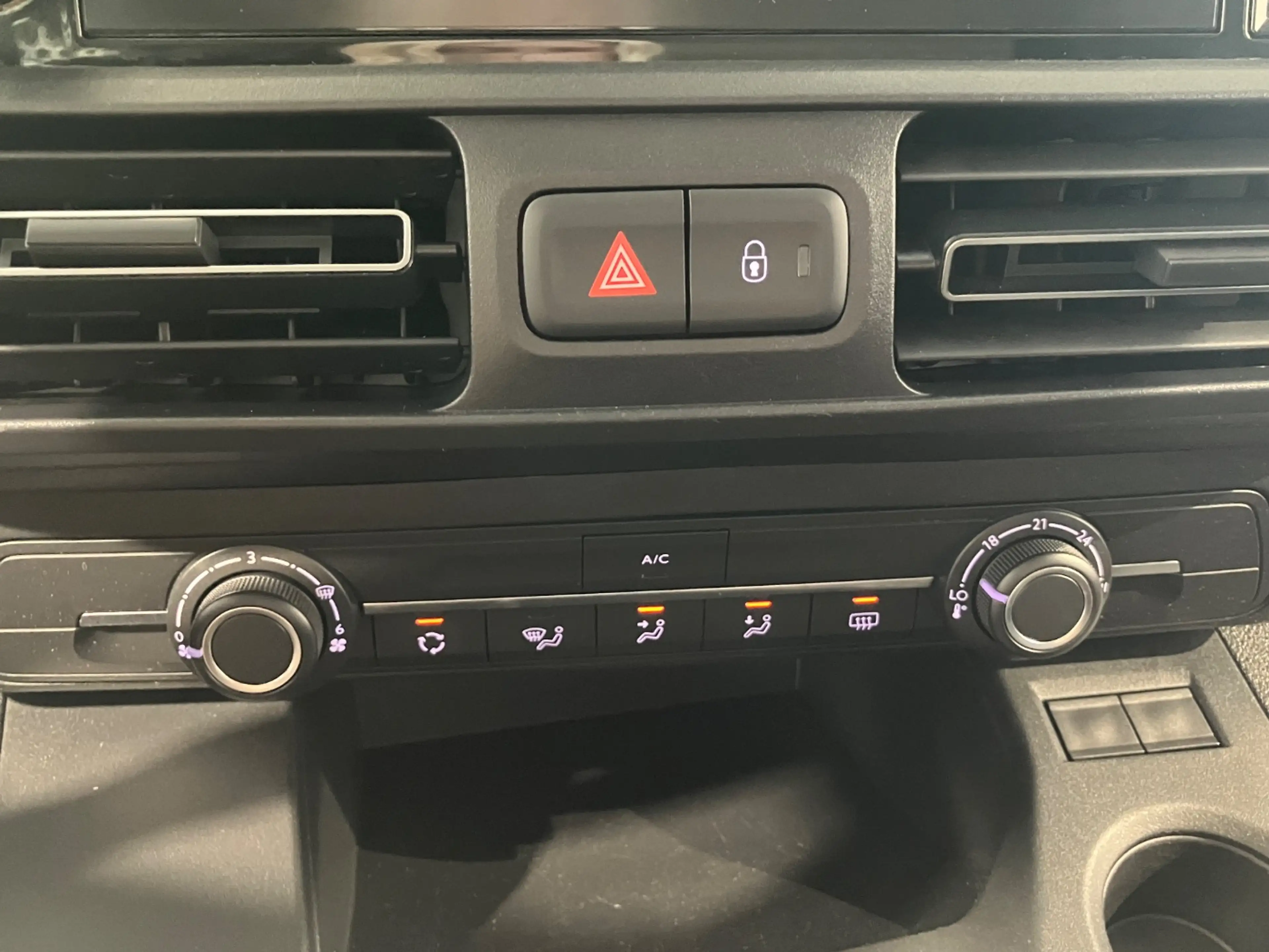 Opel Combo Life Länge 2+Sitz-/Lenkradheizung+Parkpilot — photo 12