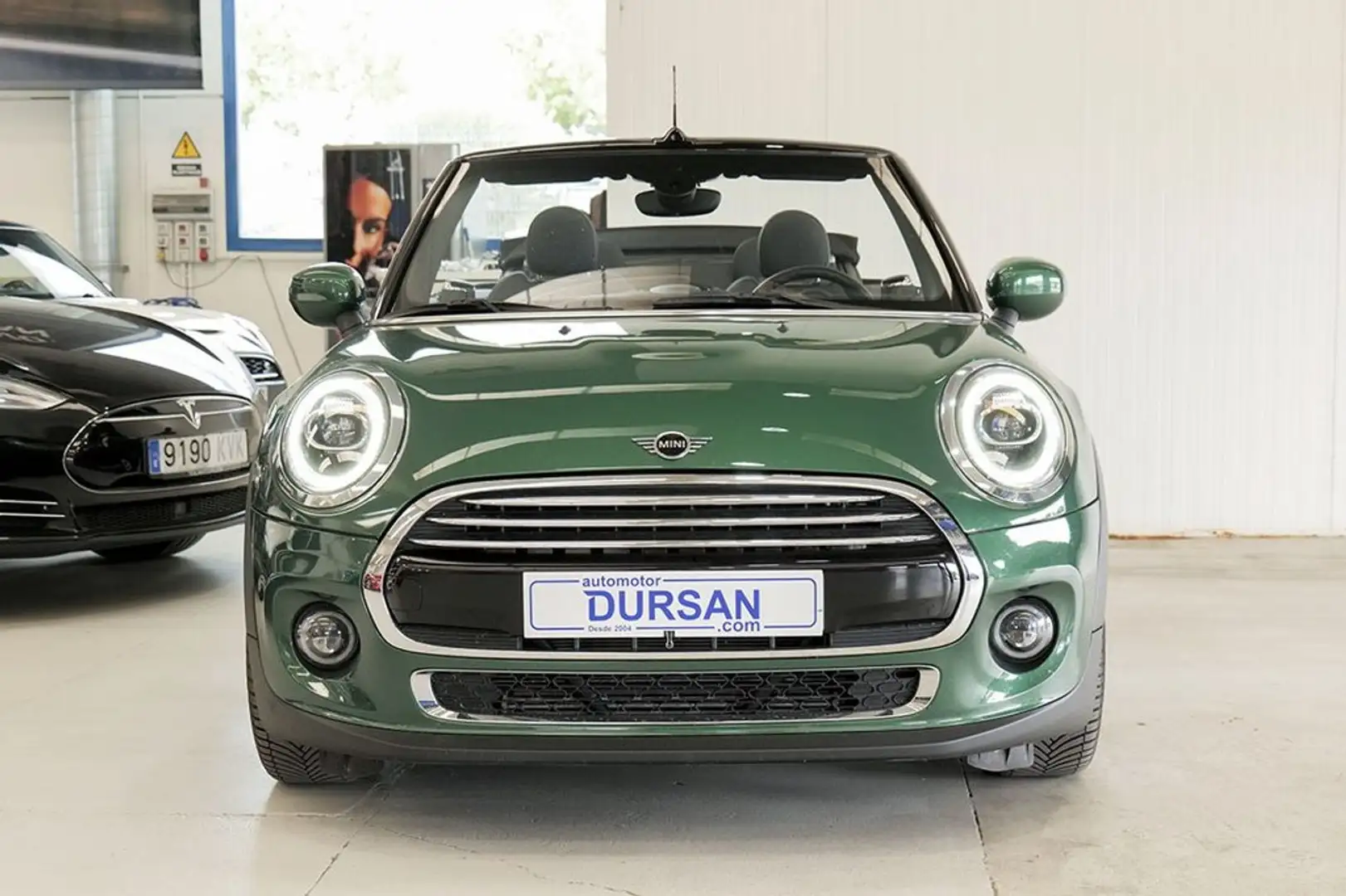 MINI Cooper CABRIO Verde - 2