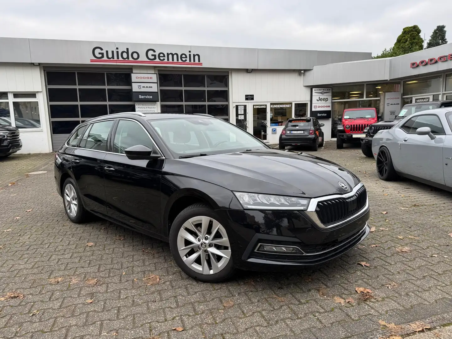 Skoda Octavia Combi 1.0 TSI e-TEC First Edition Negro - 2