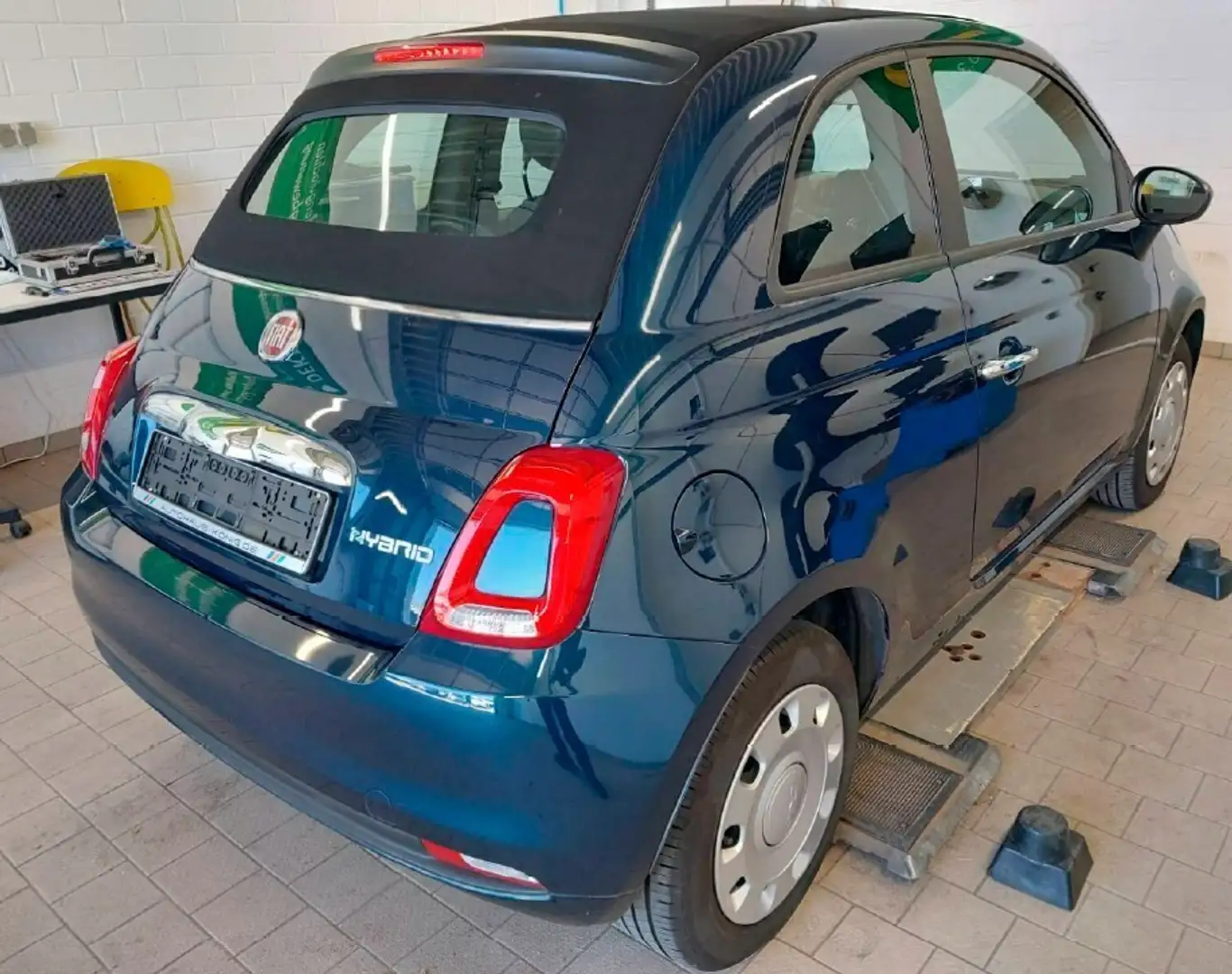 Fiat 500C Cabrio 1.0 GSE Cool & Sound Blau - 2