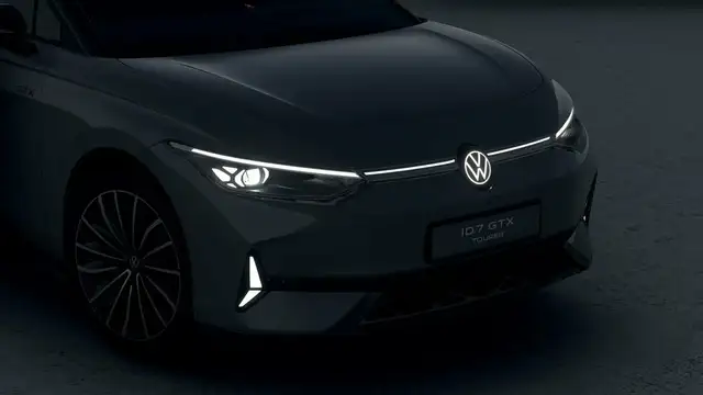 Volkswagen ID.7 Tourer GTX 4Motion Business ''Pano+20''+Wärmep'' Ansicht 4