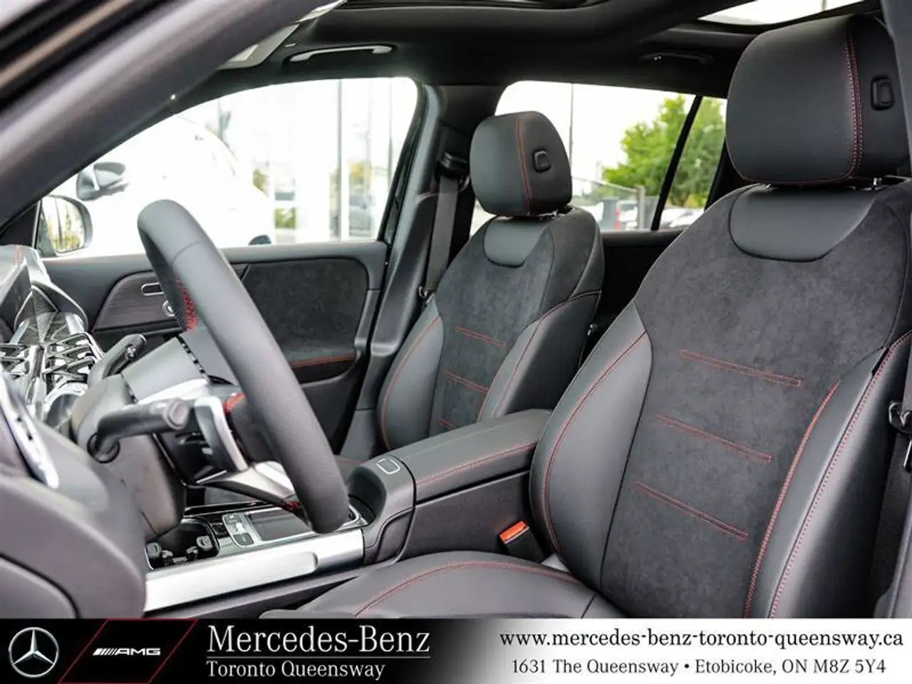 Mercedes-Benz EQB снимка Mercedes-Benz EQB