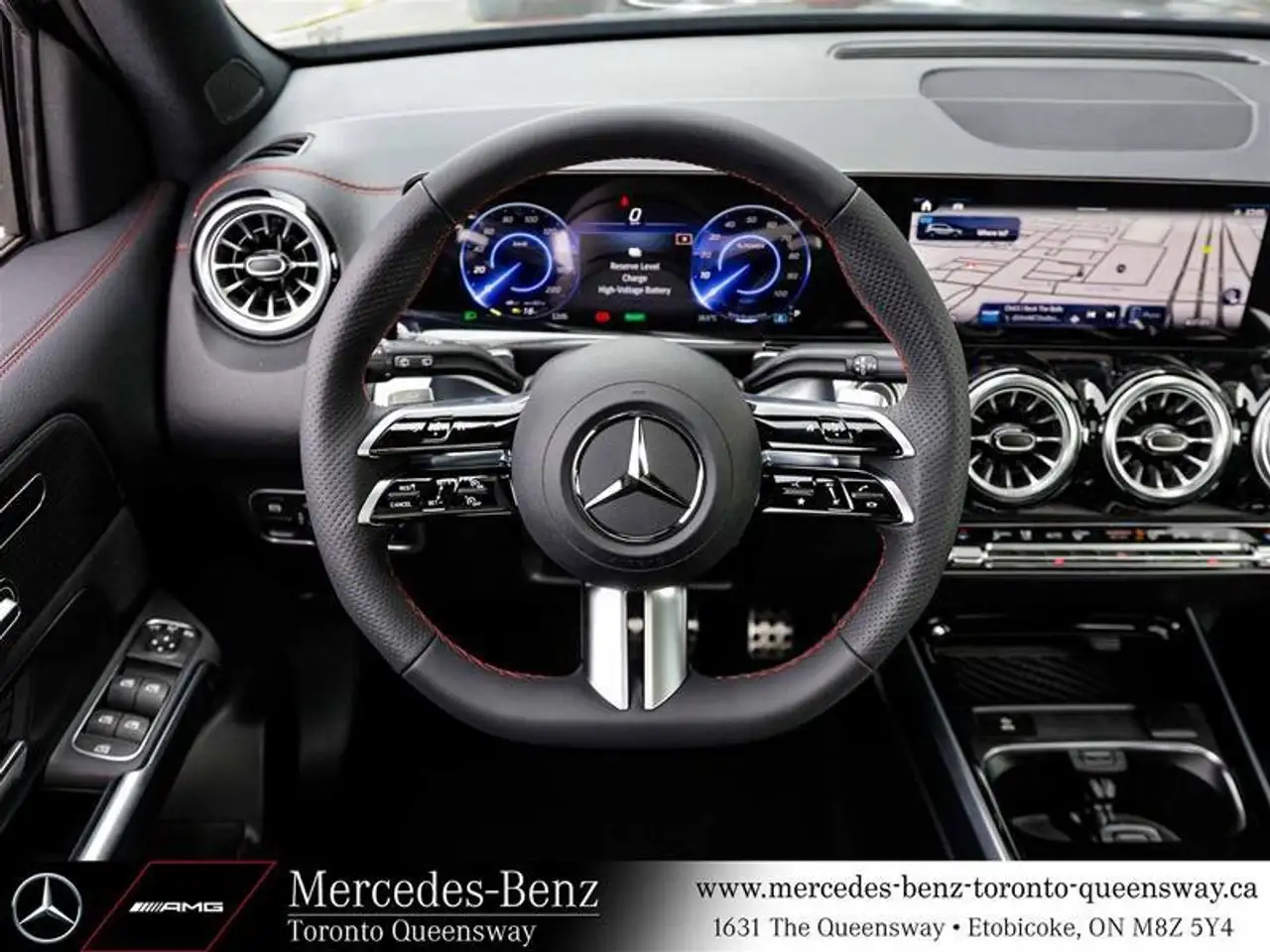 Mercedes-Benz EQB снимка Mercedes-Benz EQB