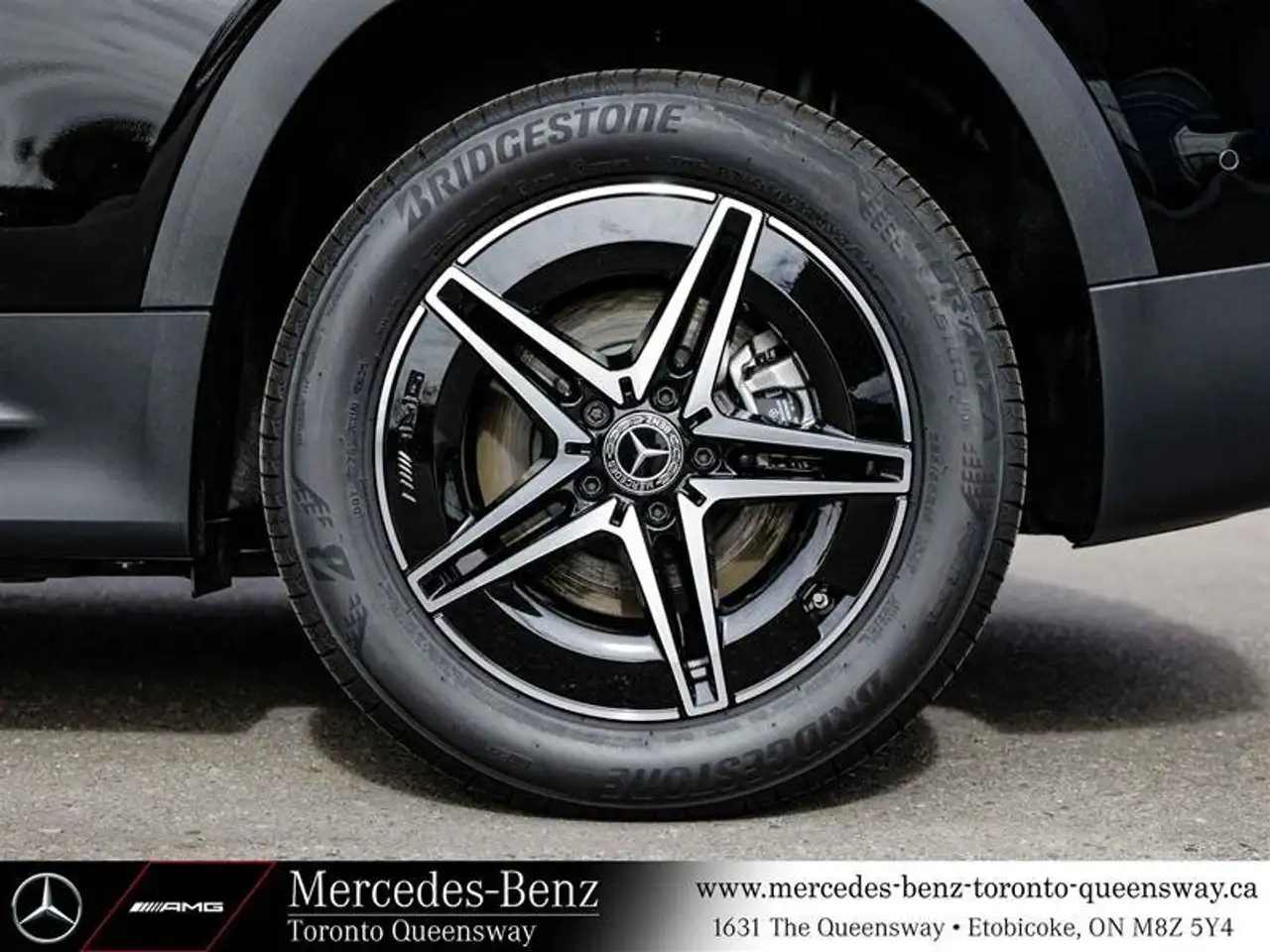 Mercedes-Benz EQB снимка Mercedes-Benz EQB