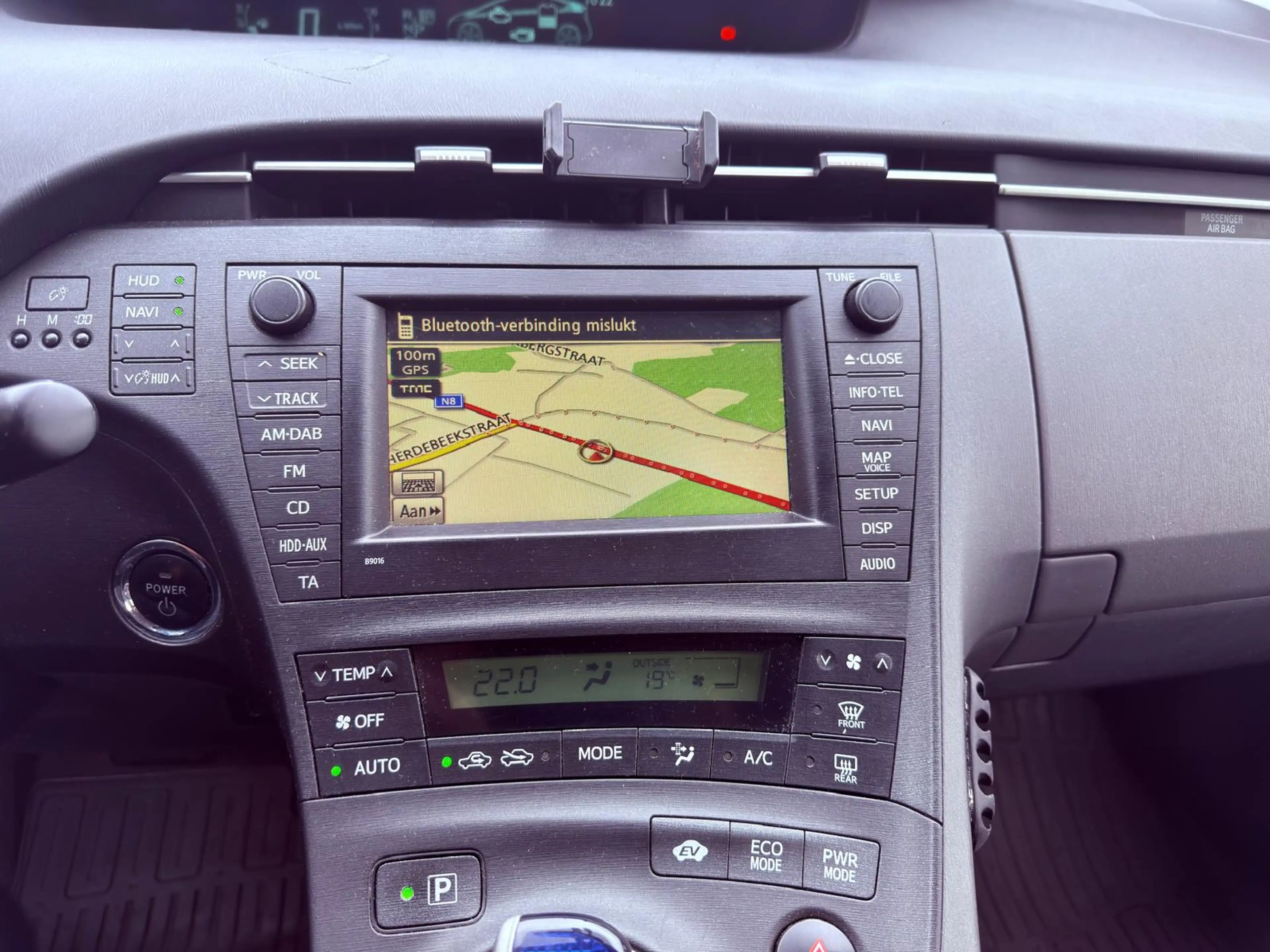 Toyota Prius Prius Hybrid 1.8i VVT-i Sol — photo 12