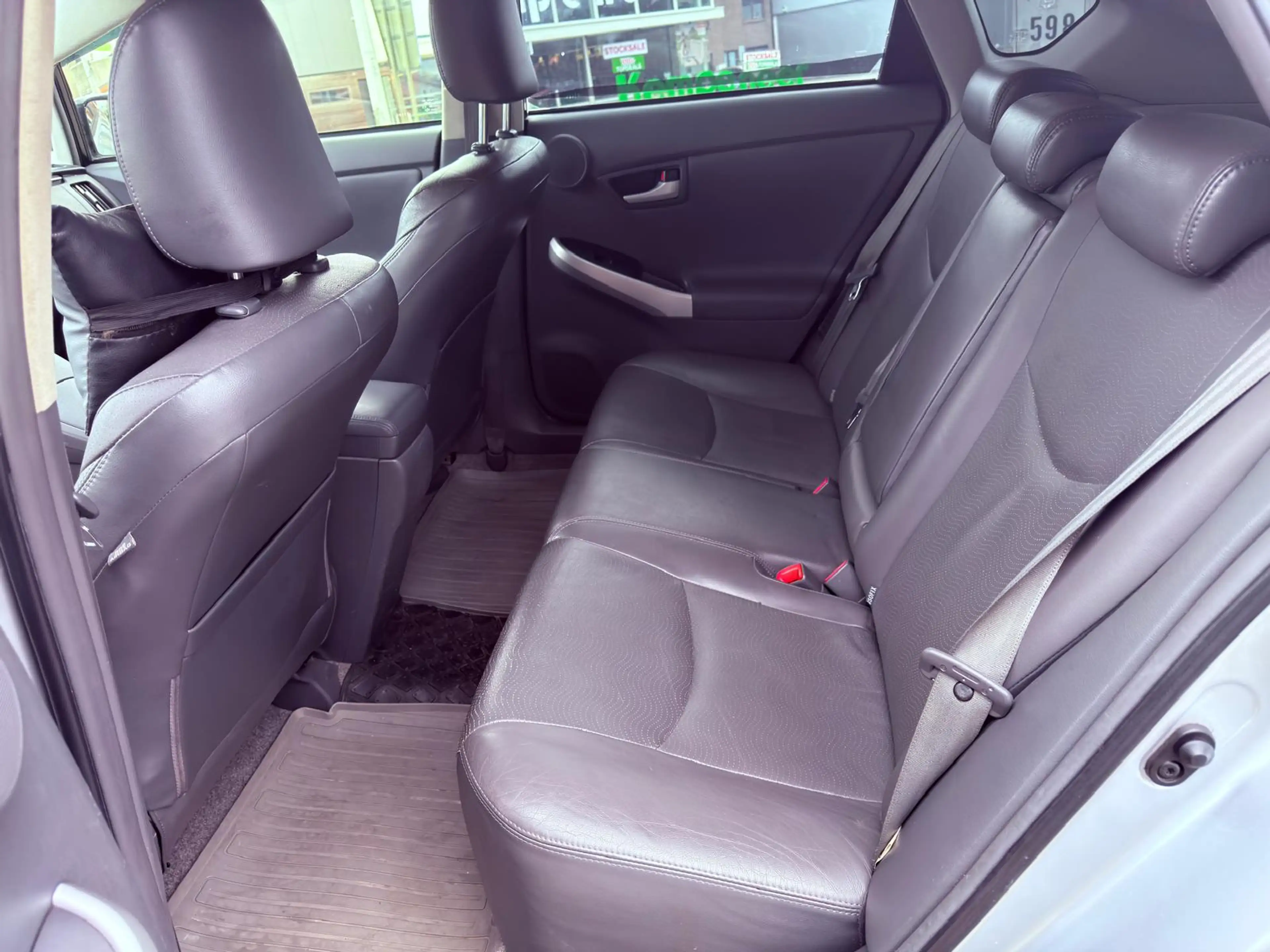Toyota Prius Prius Hybrid 1.8i VVT-i Sol — photo 8