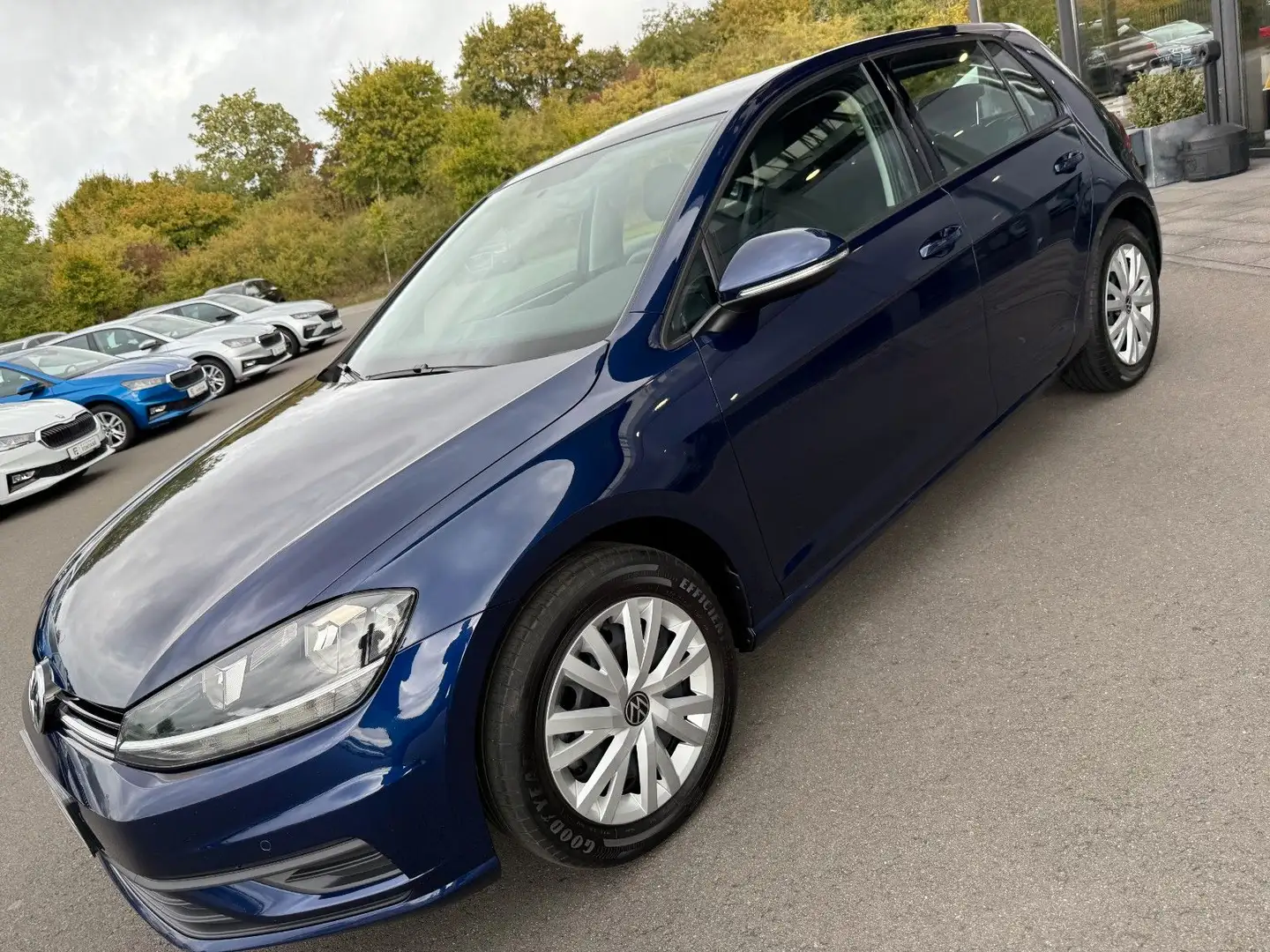 Volkswagen Golf VII Lim. Trendline 5-türig Navi PDC Bleu - 1